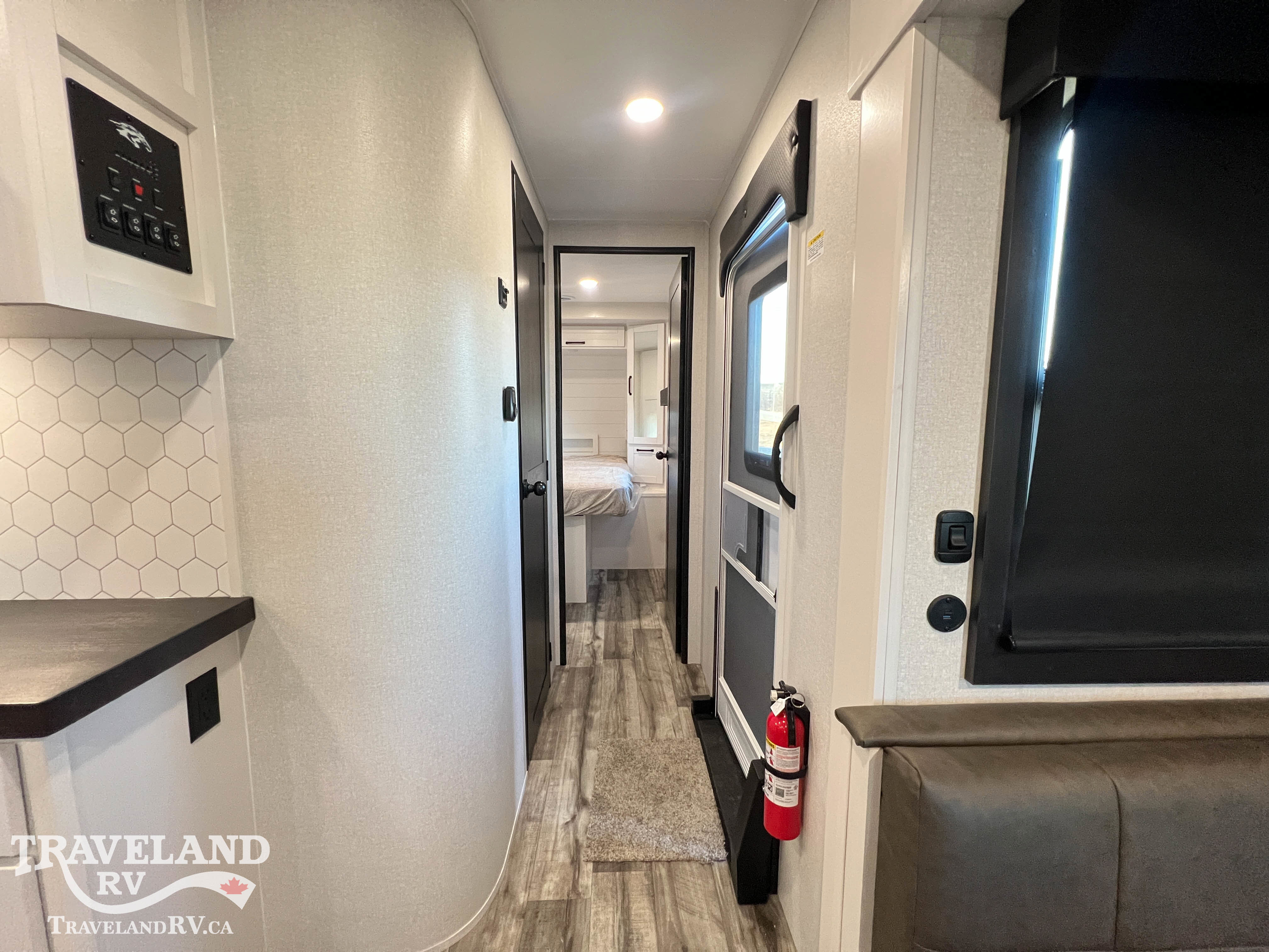 2026 Highland Ridge Roamer Light Duty 31TBTS - Image 32