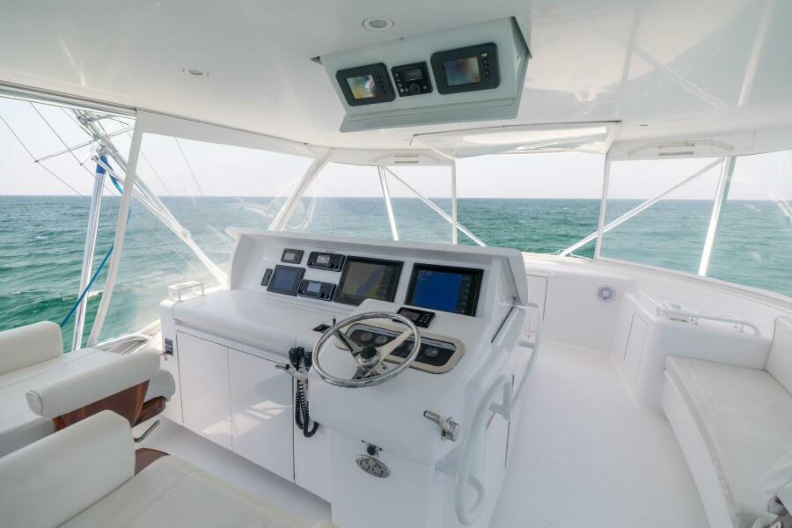2008 Hatteras 60 Convertible - Image 20