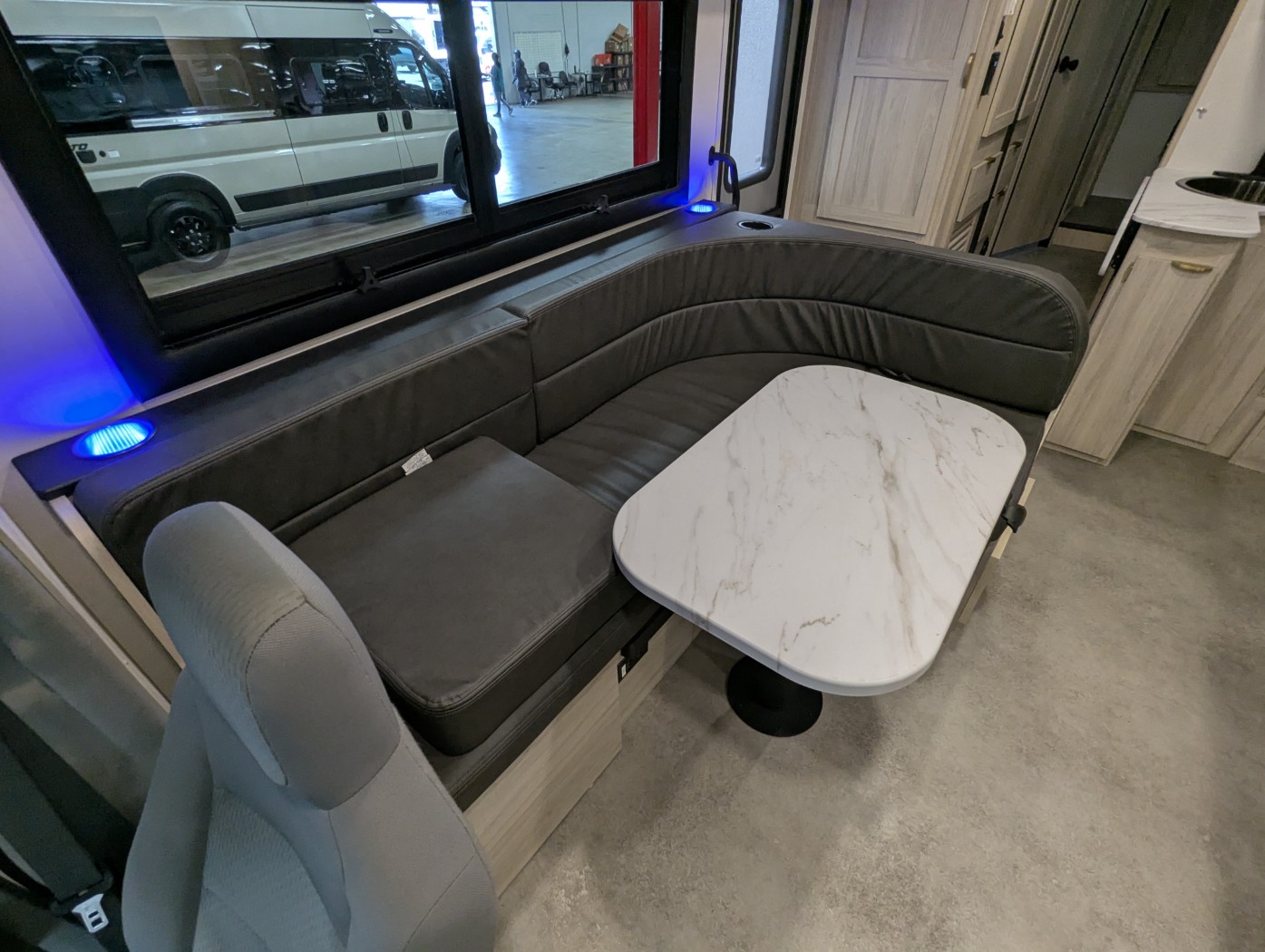 2027 Coachmen Cross Trail 26XG - Image 20