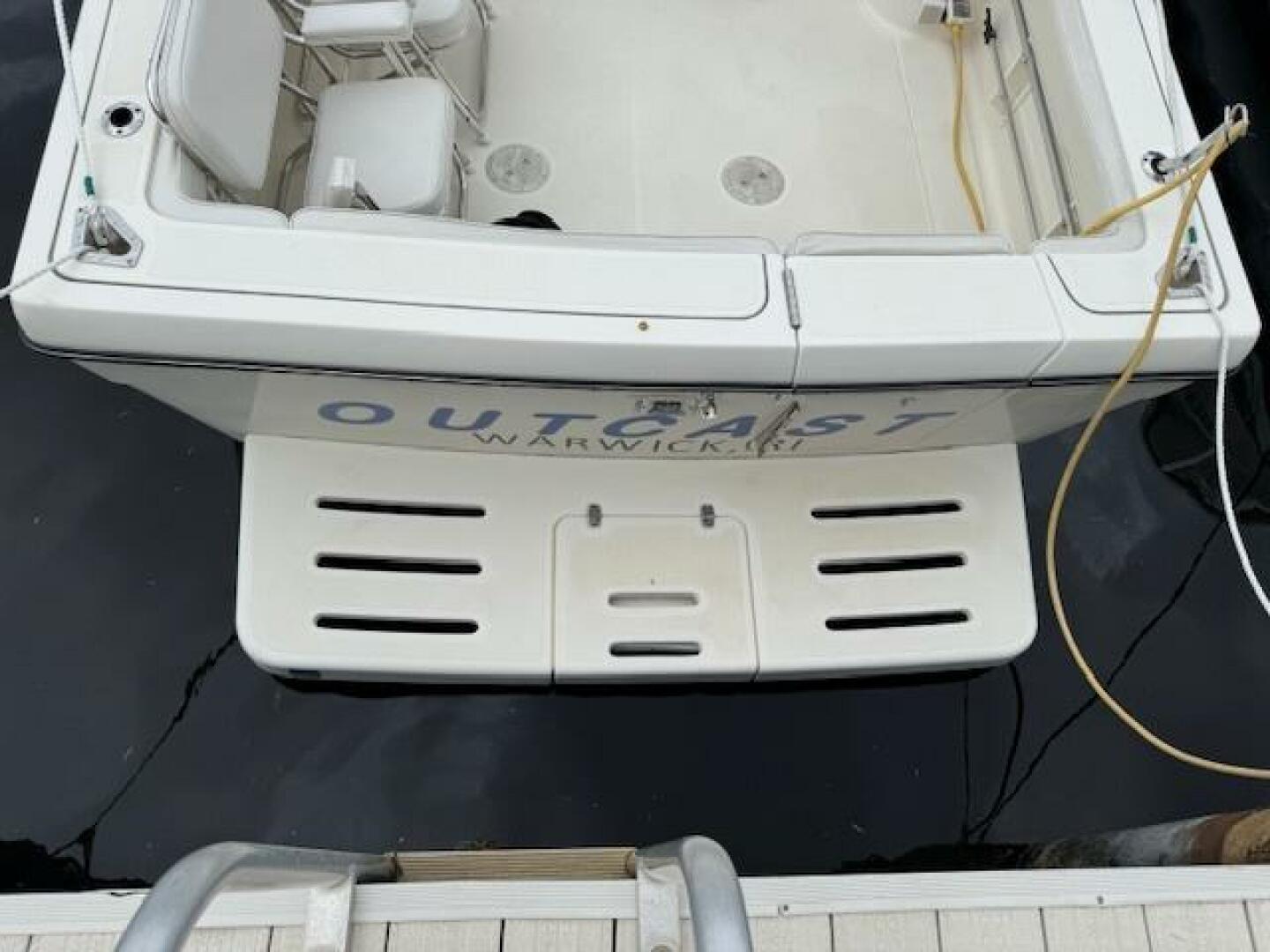 2002 Pursuit 3000 Express - Image 5