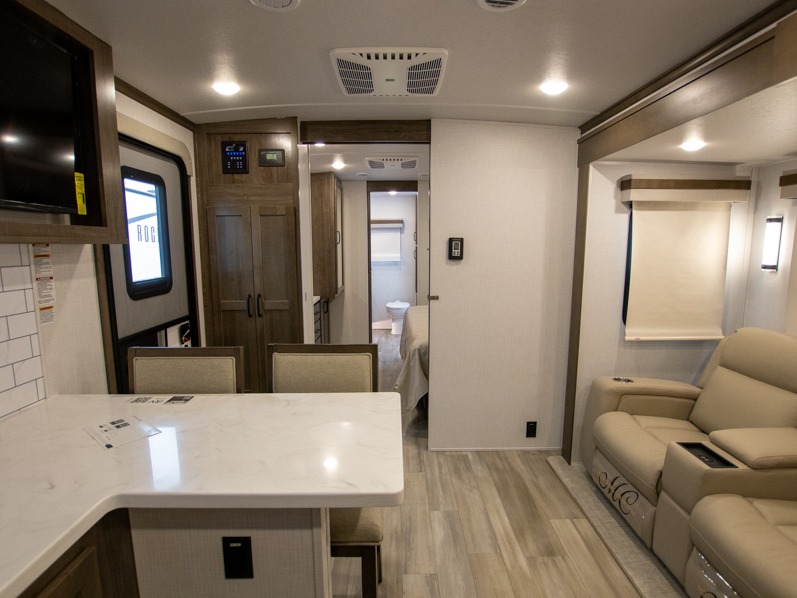 2024 Forest River Rockwood Signature Ultra Lite 8263MBR - Image 8