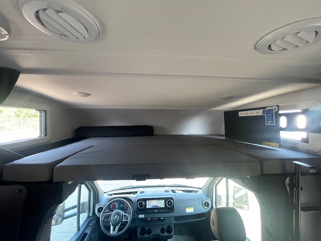 2026 SUNSEEKER 2400 BDSD - Image 22
