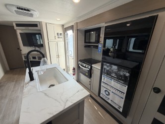 2027 JAYCO JAY FLIGHT 333BTS - Image 10