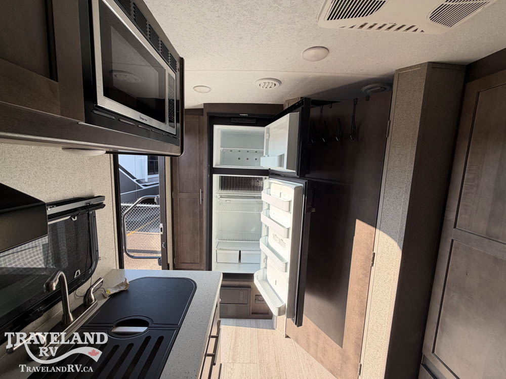 2020 Forest River Rockwood Mini Lite 2205S - Image 9