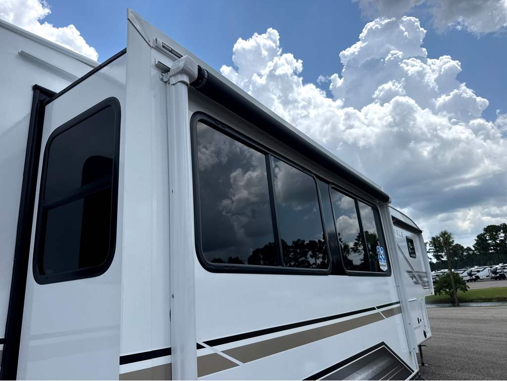 2027 JAYCO EAGLE 355MBQS - Image 5