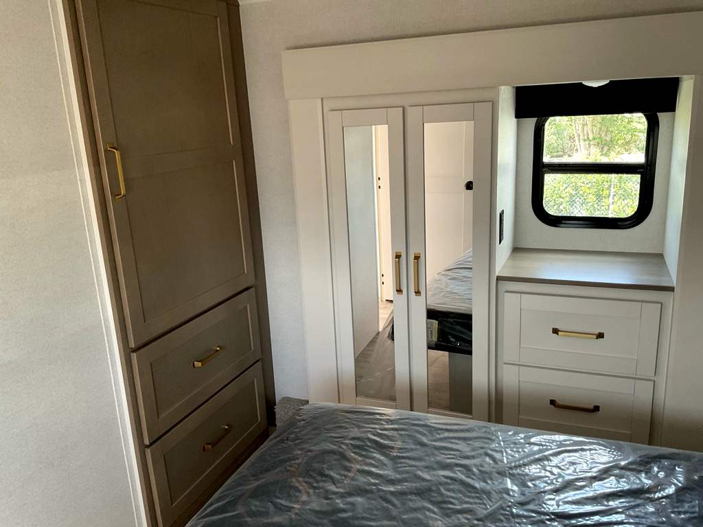 2027 JAYCO Eagle 24 MLE - Image 23
