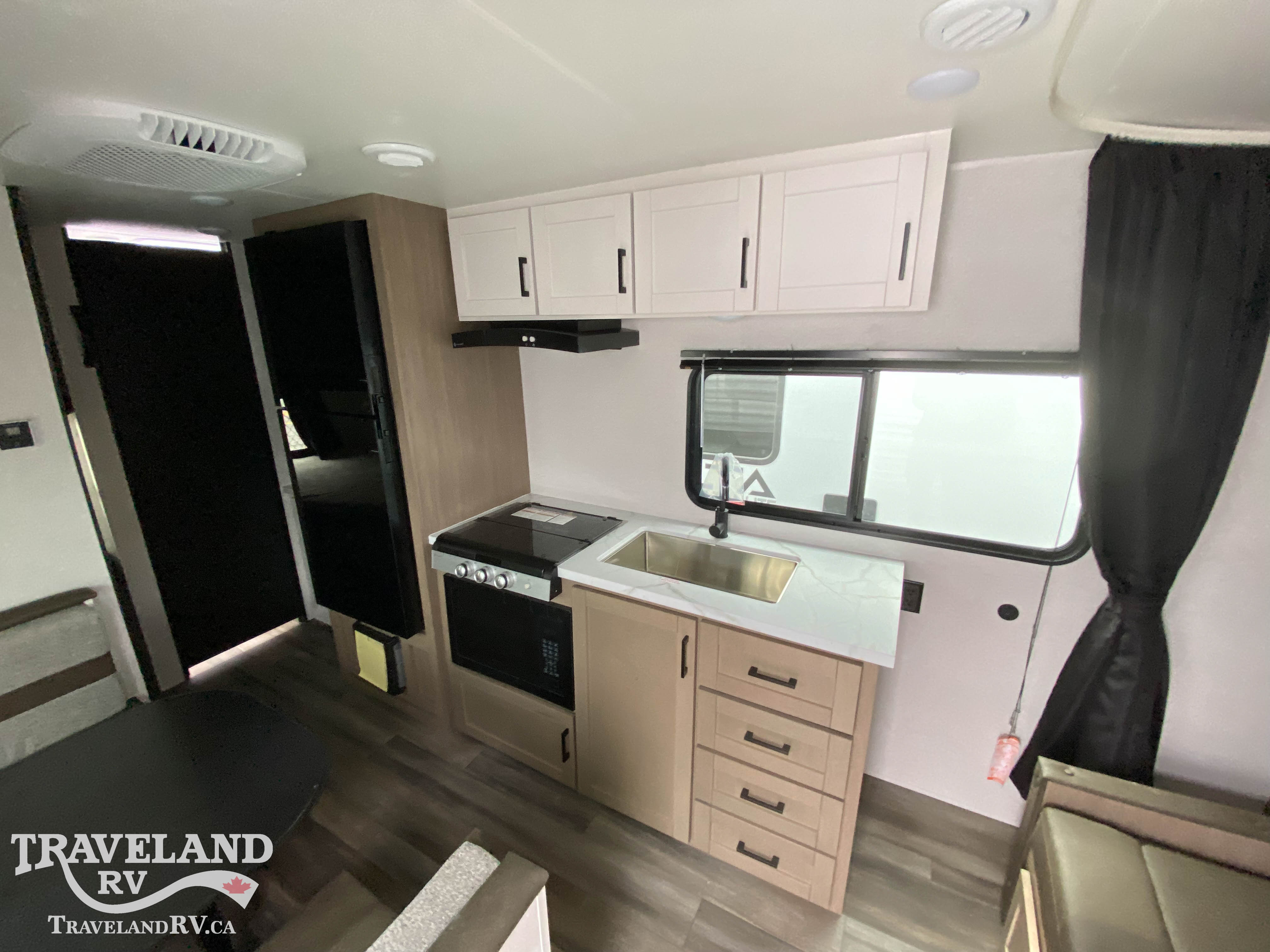 2027 Highland Ridge Colt 20DB - Image 7