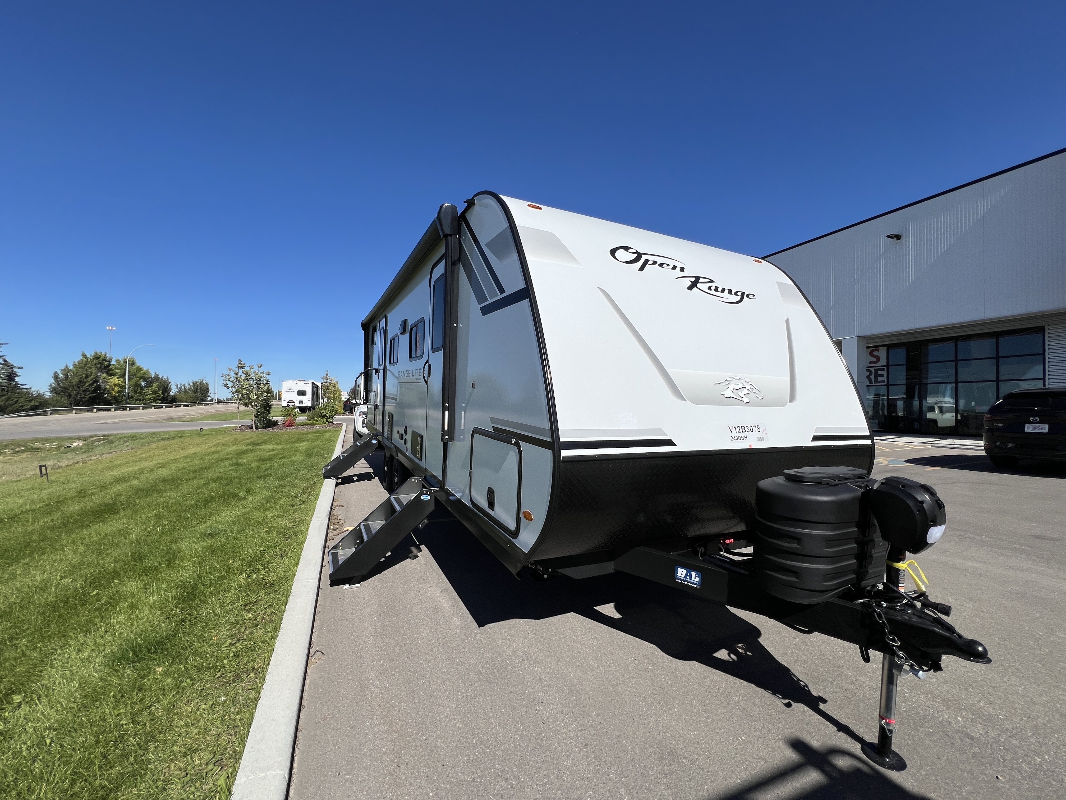 2027 Highland Ridge RANGE LITE 240DBH - Image 1