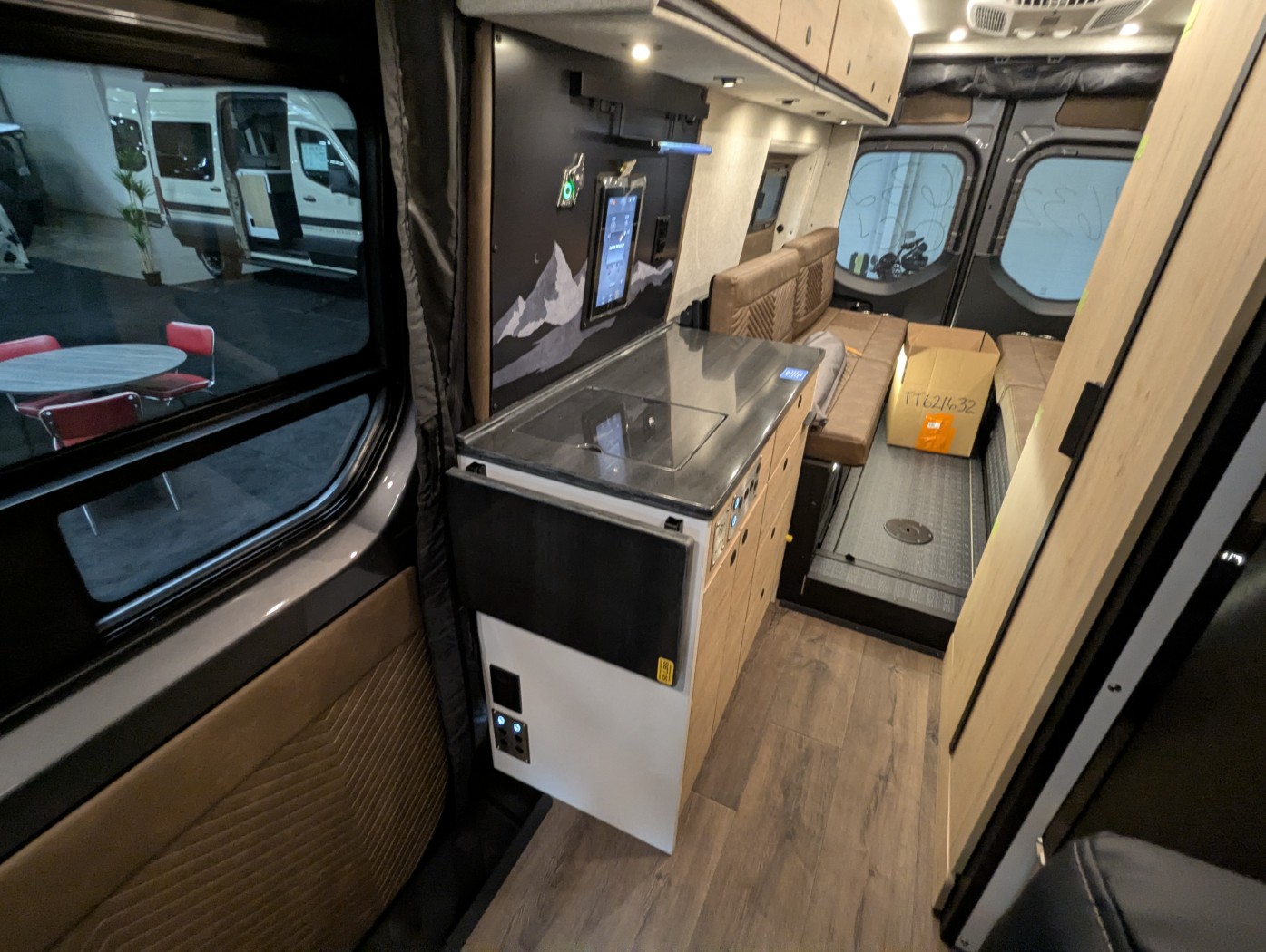 2027 Storyteller Overland TOUR MODE XL - Image 19