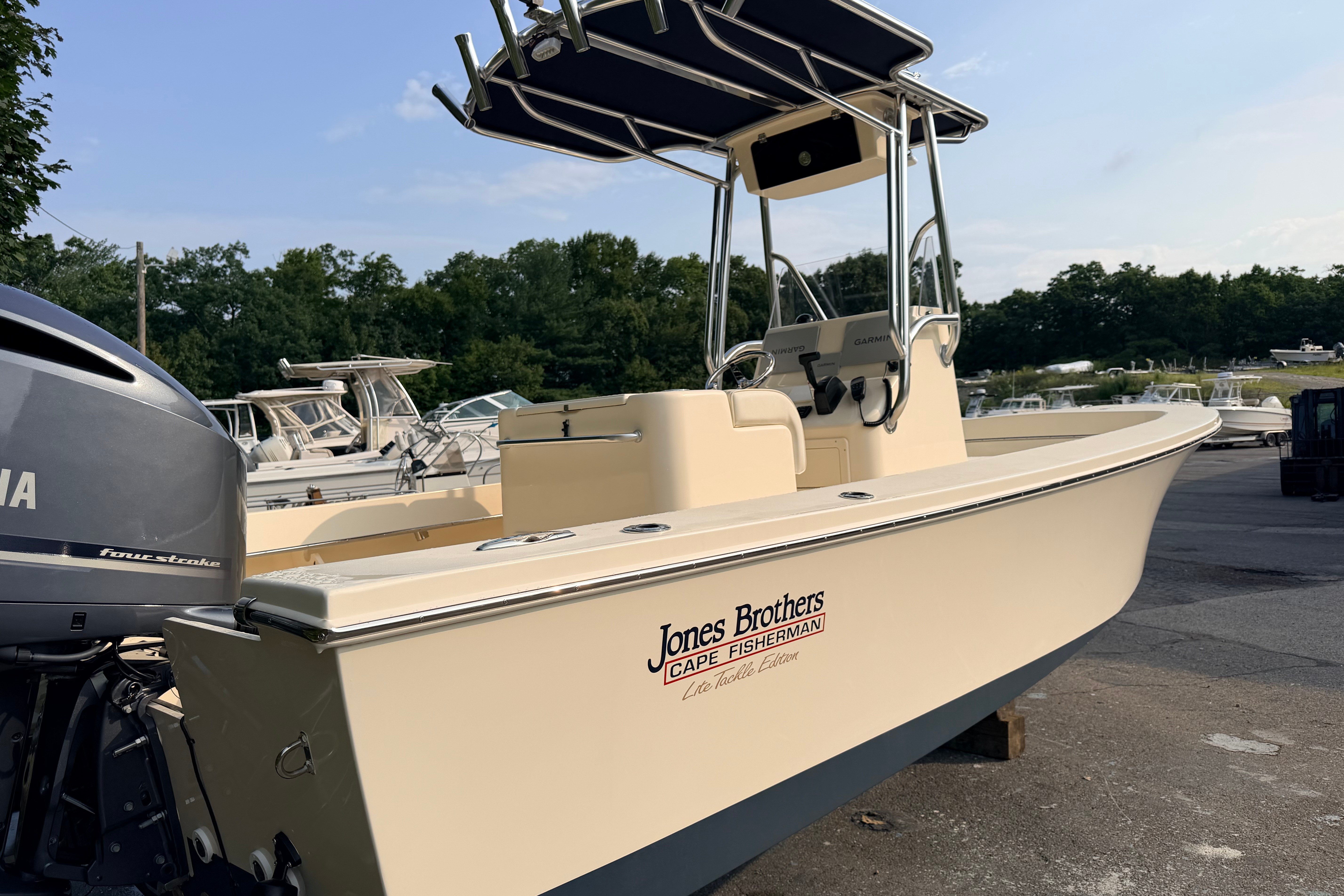 2026 Jones Brothers Cape Fisherman 23 Standard - Image 3