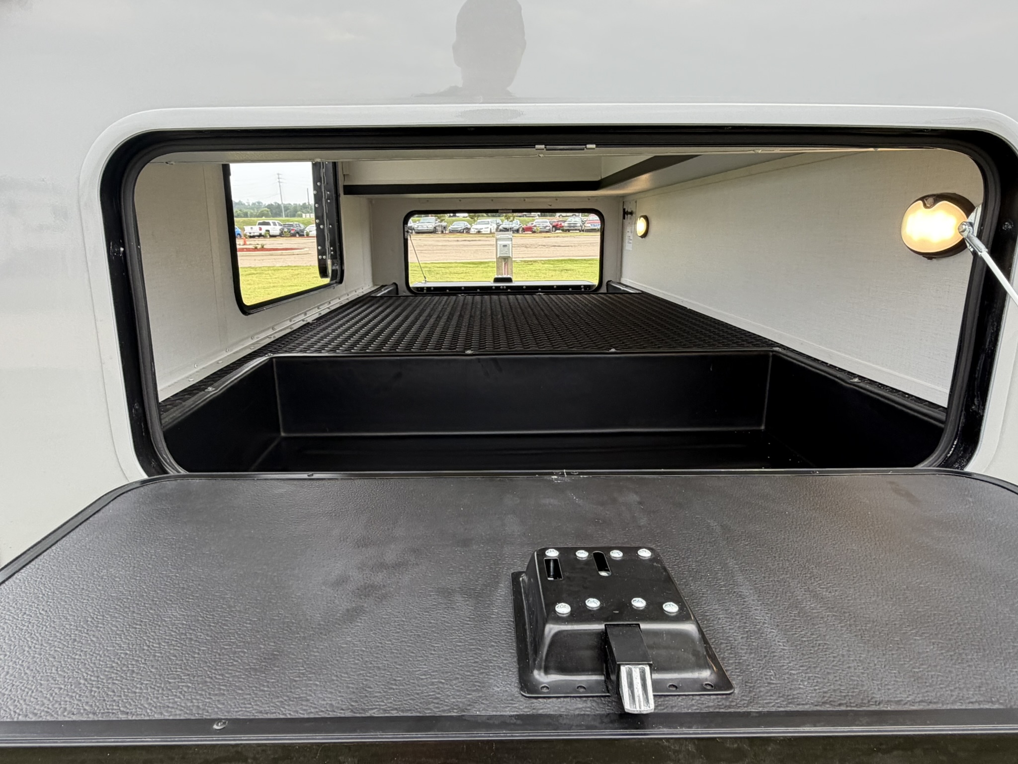 2027 JAYCO GREYHAWK 30Z - Image 11