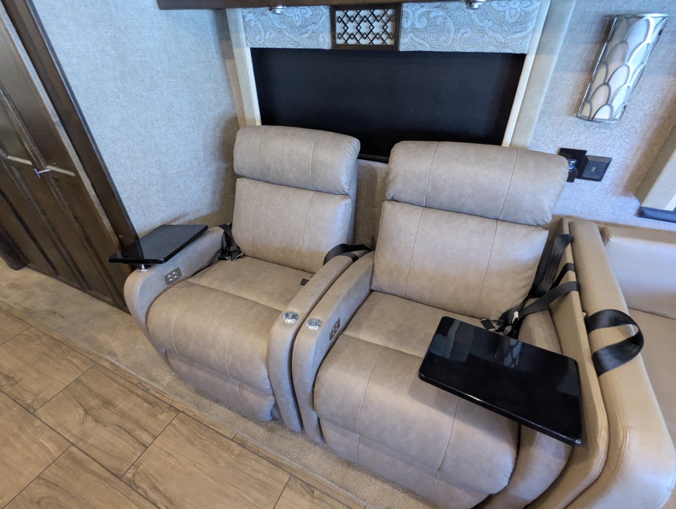 2019 Tiffin Open Road Allegro 36 UA - Image 25