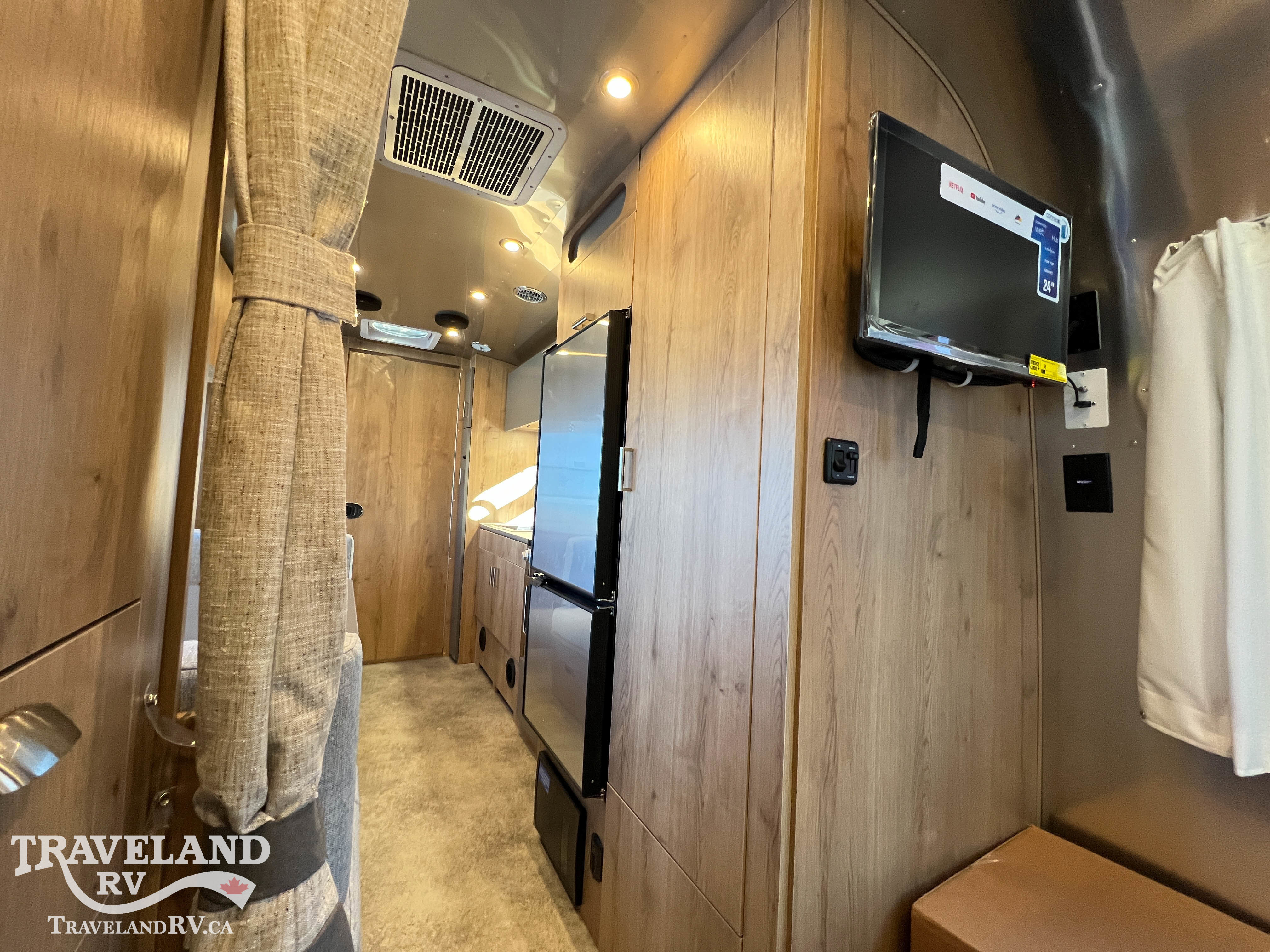 2026 Airstream Trade Wind 23FBQ - Image 22