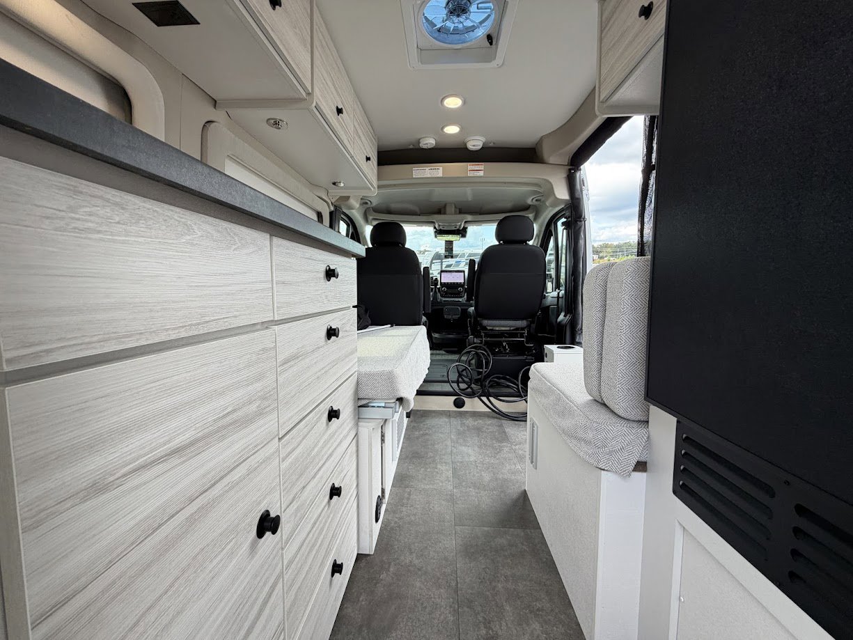 2026 JAYCO COMET 18C - Image 33