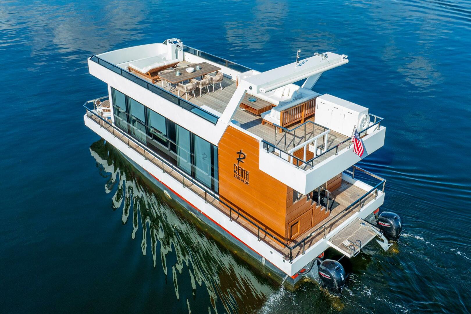 2023 Reina Boats 44DR - Image 2