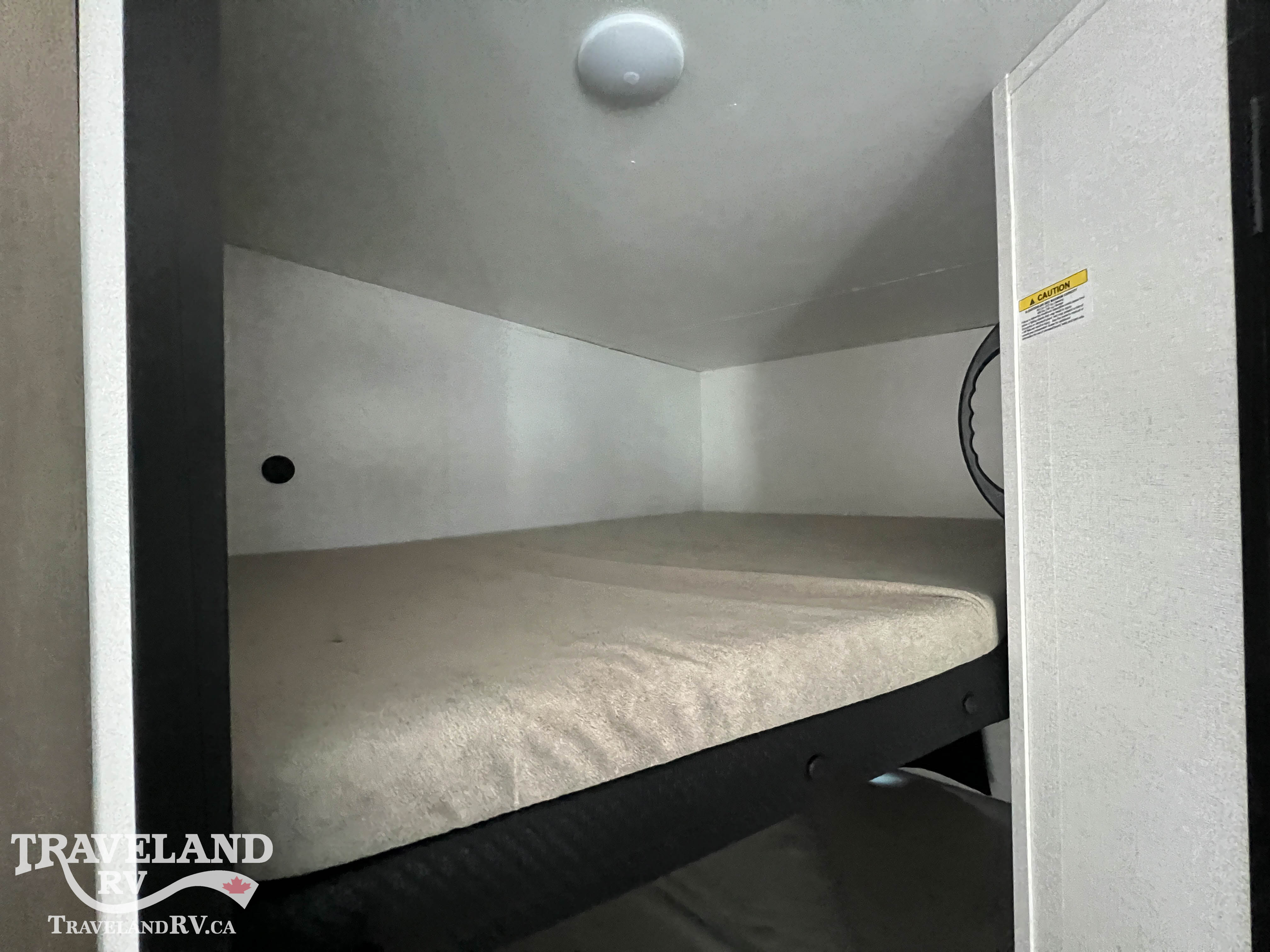 2027 Highland Ridge Colt 18MBS - Image 19