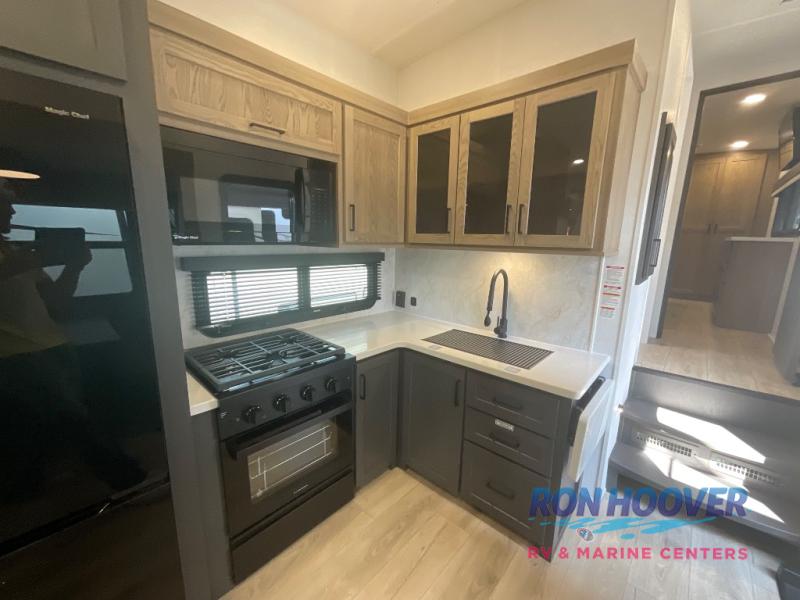 2026 FOREST RIVER 405SBH - Image 38