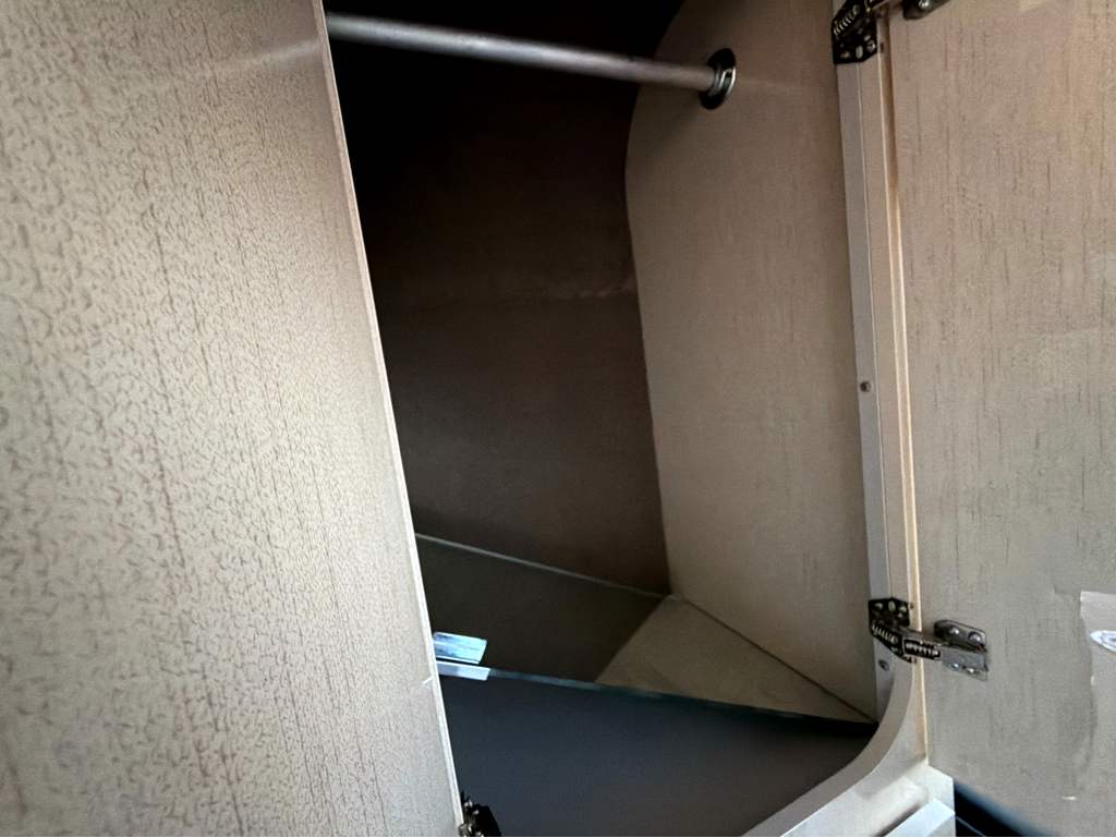 2022 ENTEGRA COACH ETHOS 20T - Image 33