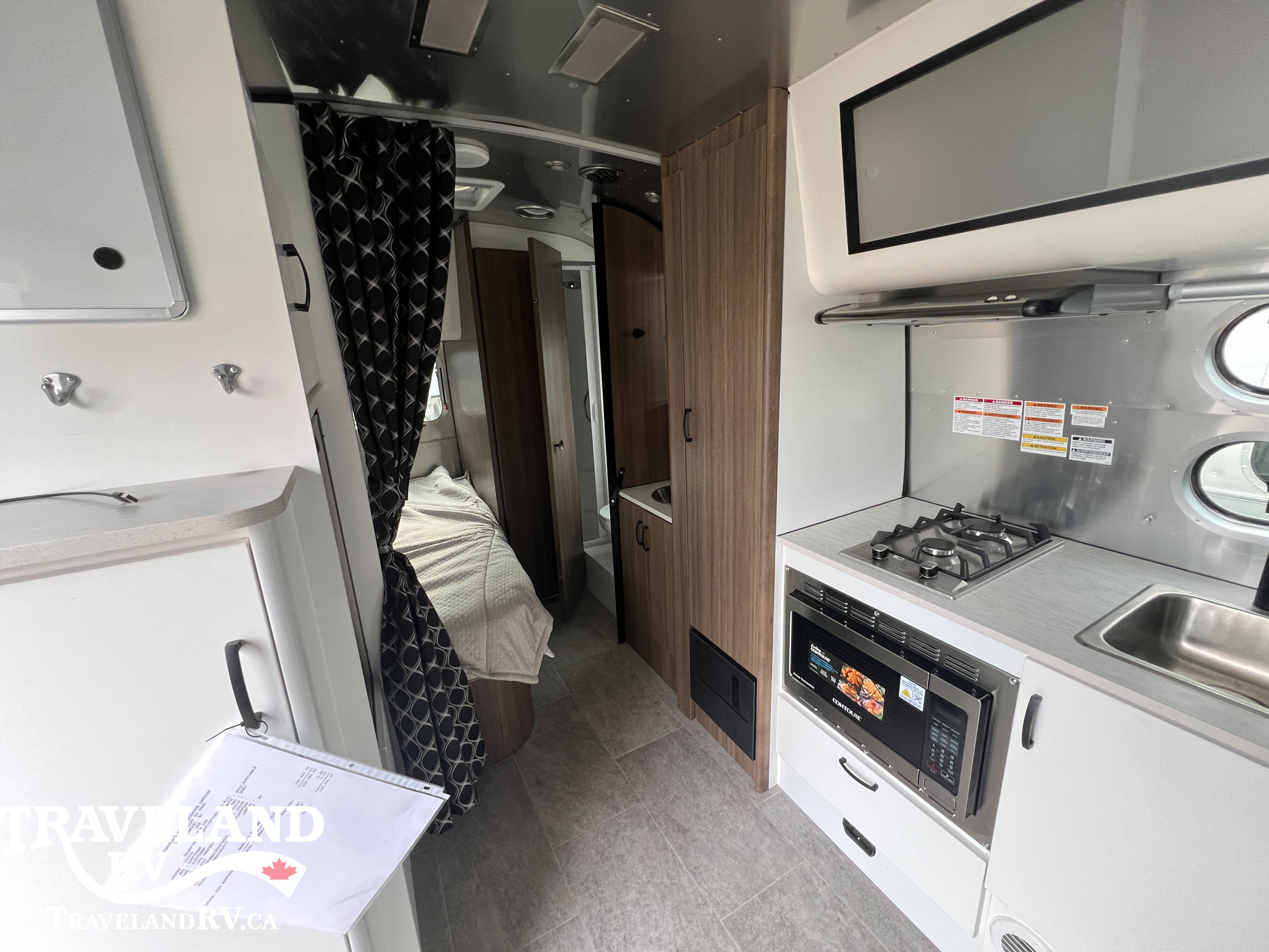2024 Airstream Caravel 19CB - Image 5