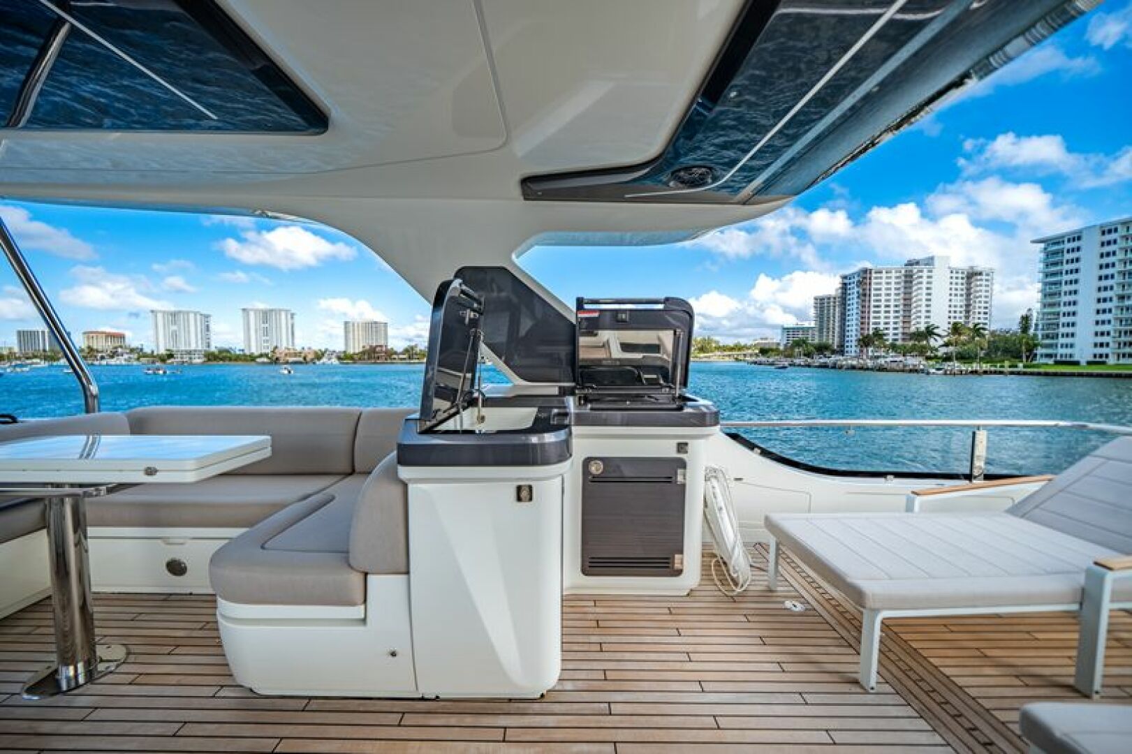 2024 Galeon 560 FLY Base - Image 41