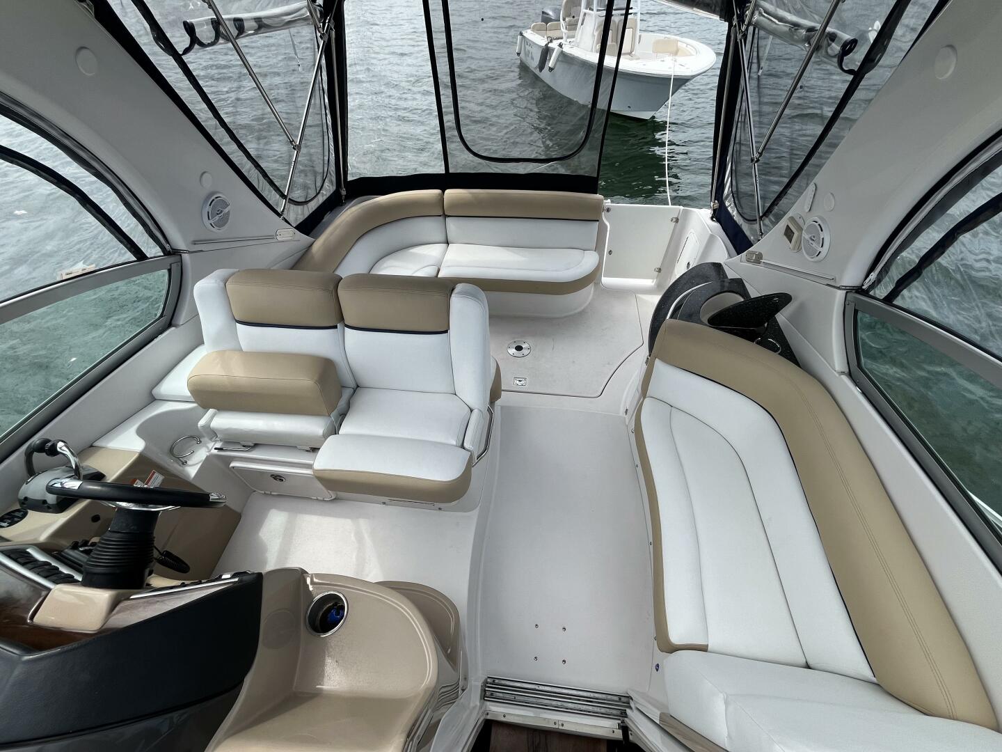 2008 Four Winns V338 - Image 33