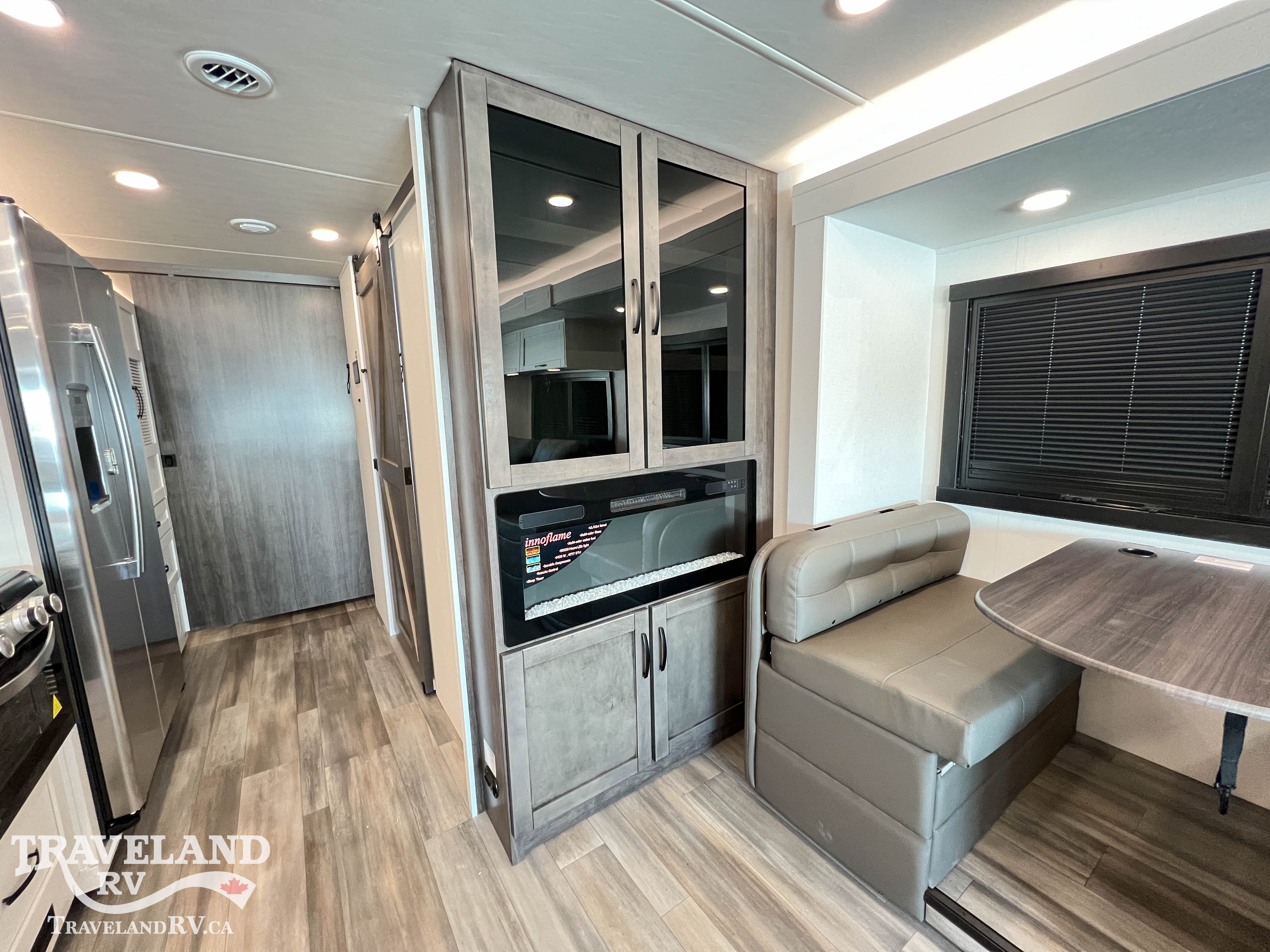 2026 Entegra Coach Vision XL 34G - Image 23