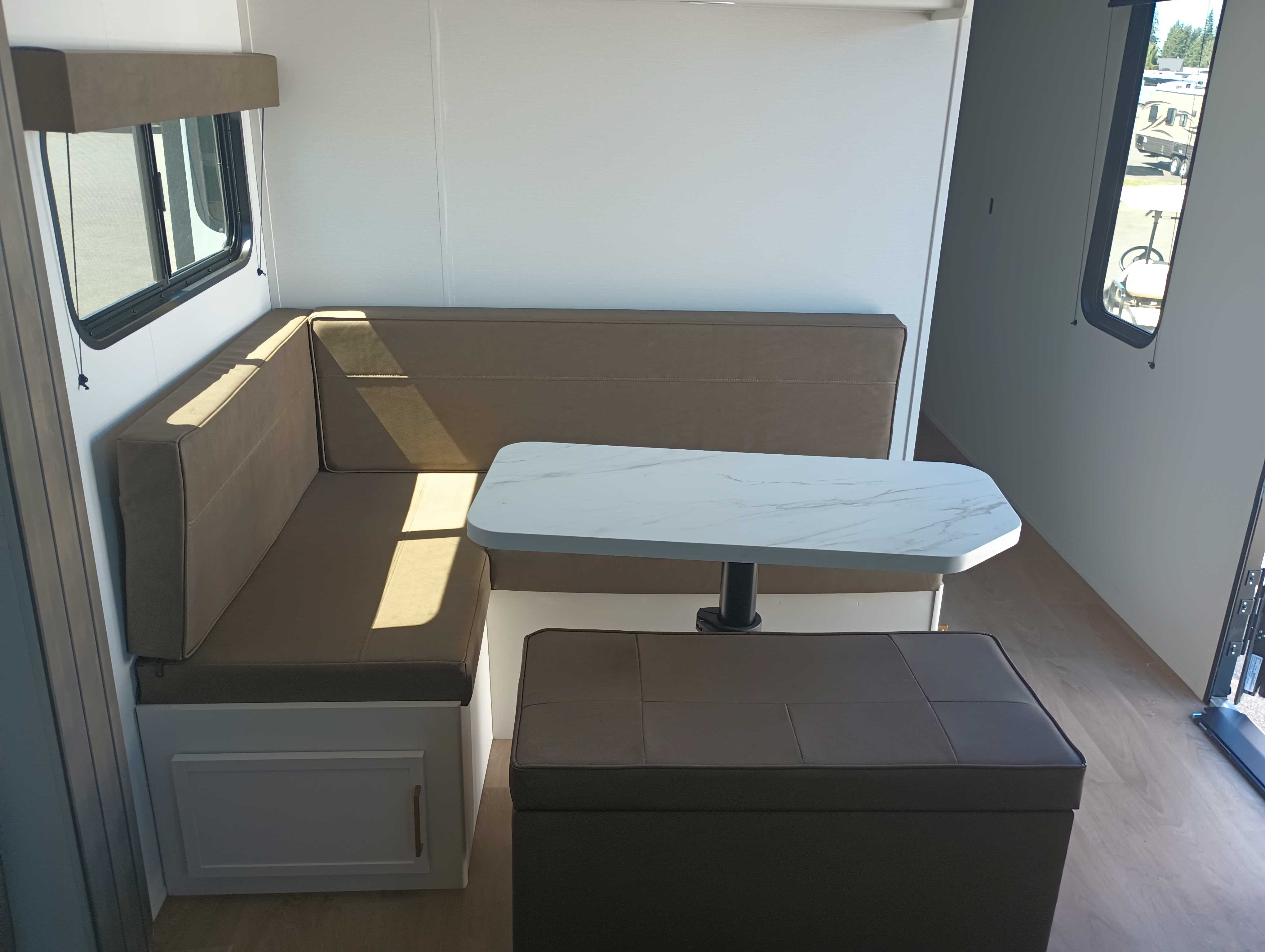 2027 Grand Design Transcend 315RKT - Image 9