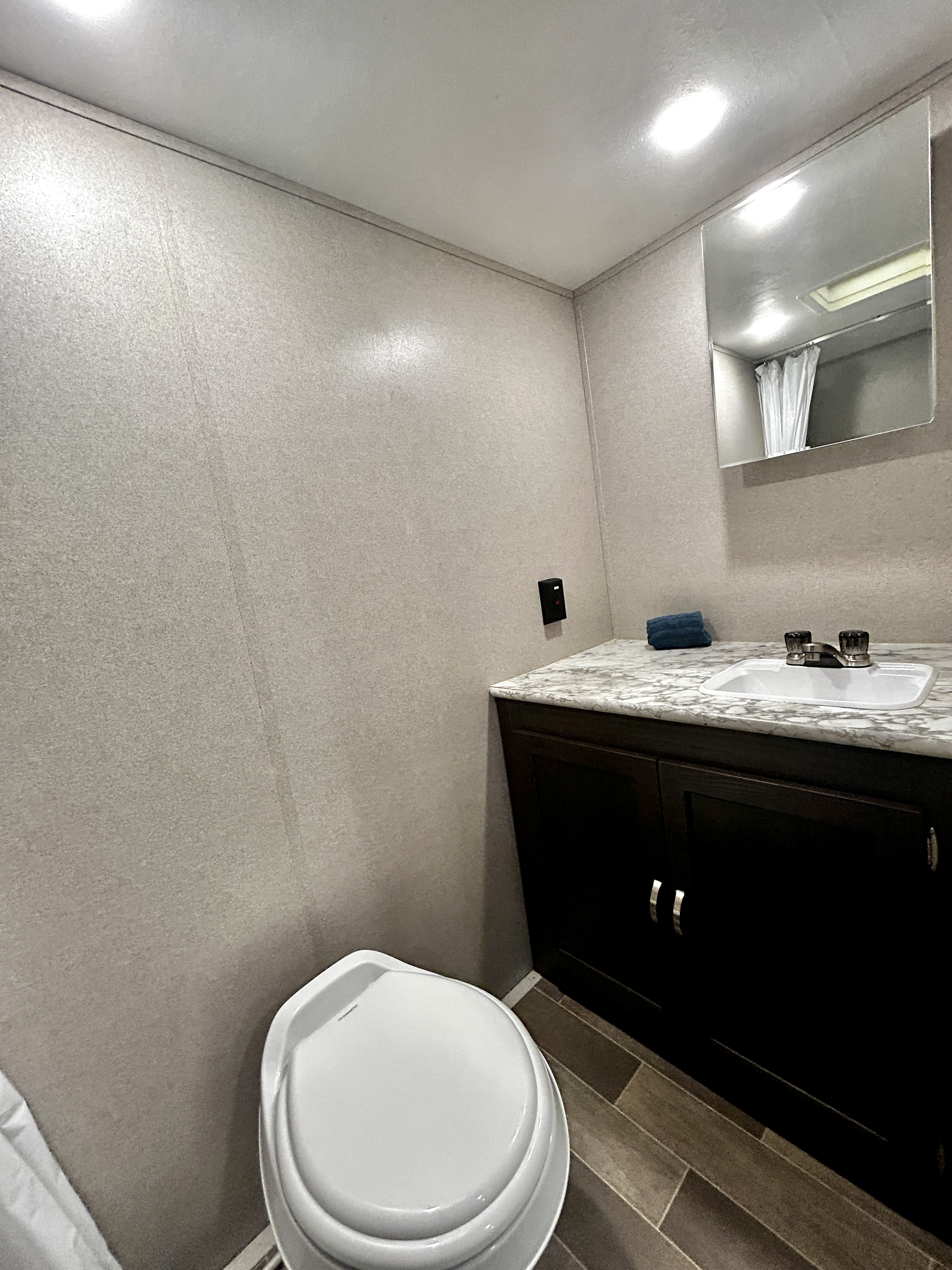 2019 Keystone Springdale Mini 1790FQ - Image 14
