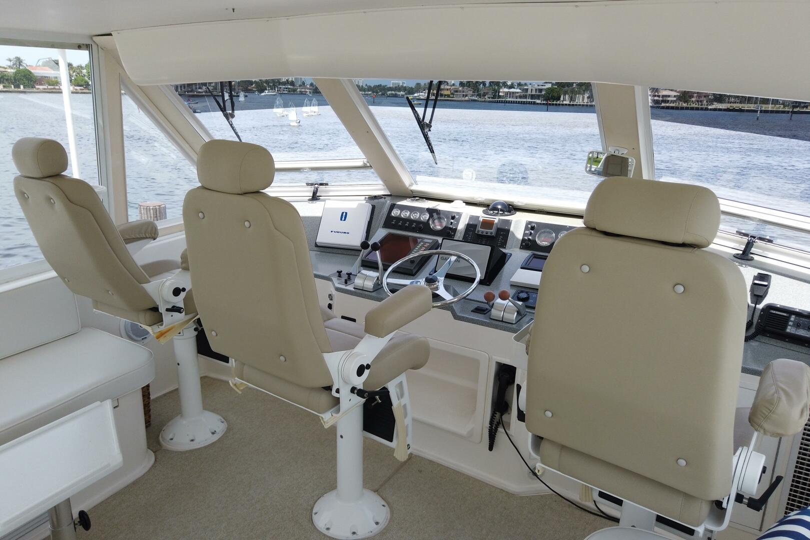 1999 Viking Motoryacht - Image 19