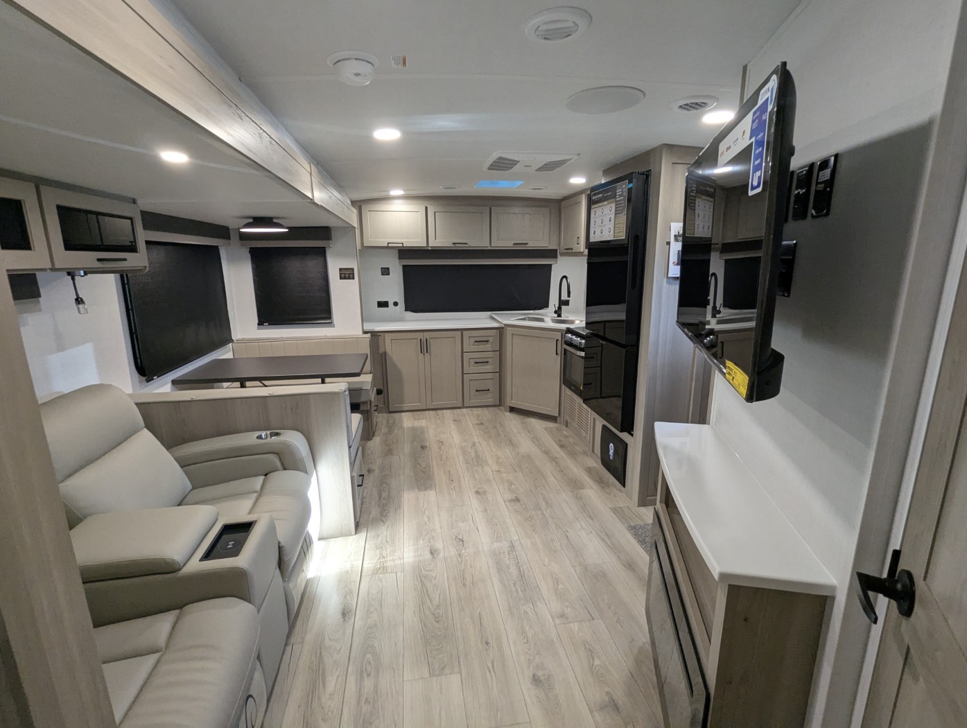 2026 Forest River Rockwood Ultra Lite 2608BS - Image 21