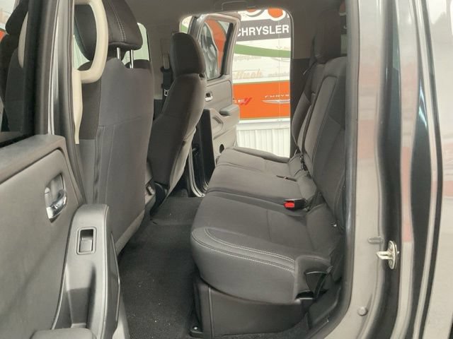 2023 Nissan FRONTIER CREW CAB-V6 Crew Cab SV 4WD - Image 25