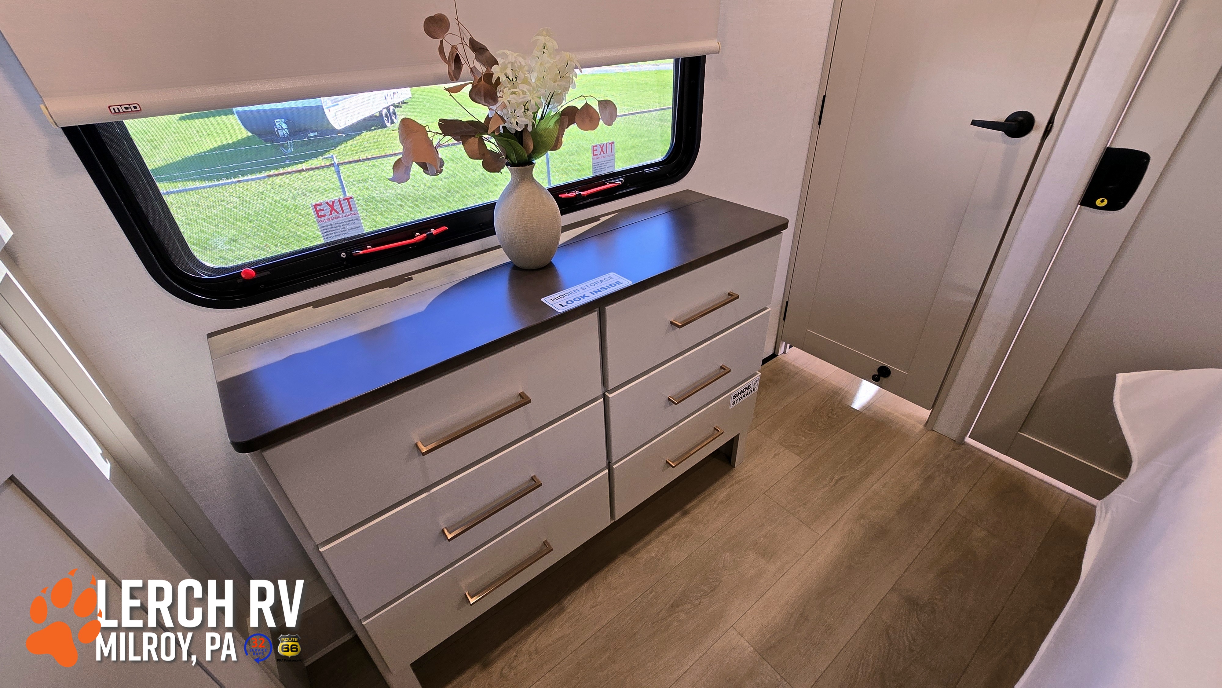 2027 Alliance RV Paradigm 395DS - Image 37