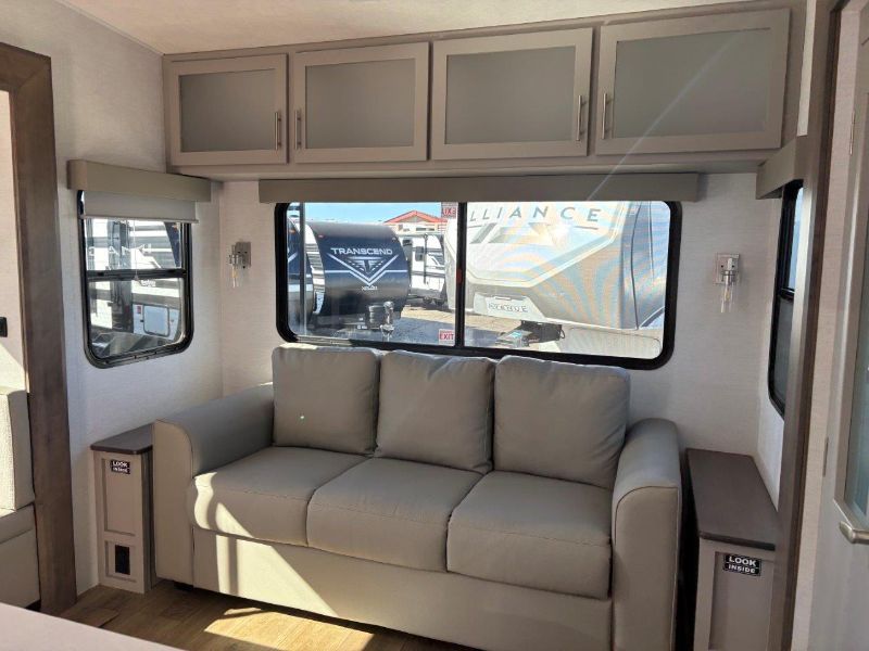 2026 Alliance RV Avenue 25RL - Image 10