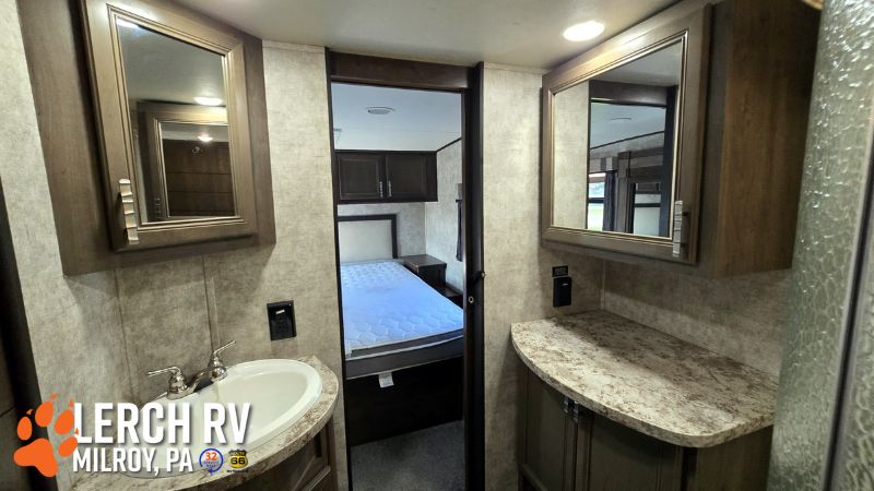 2018 Highland Ridge Open Range Roamer RF376FBH - Image 33