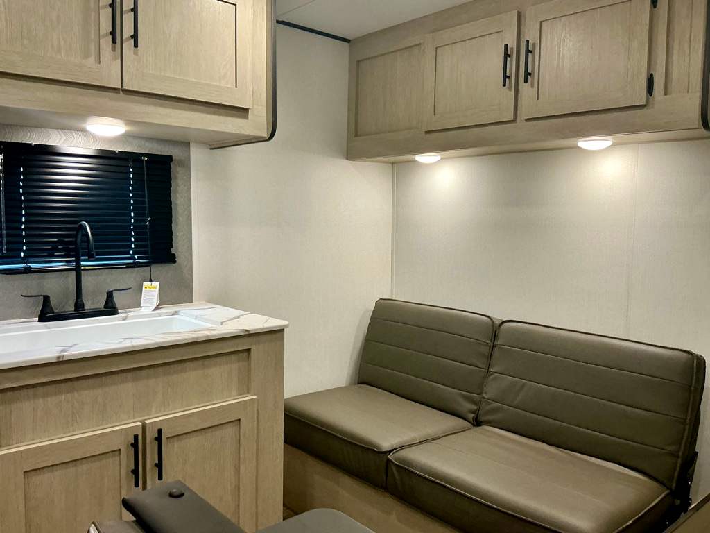 2026 COACHMEN 290BH - Image 16