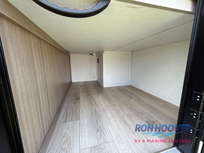 2026 FOREST RIVER 405CBH - Image 8