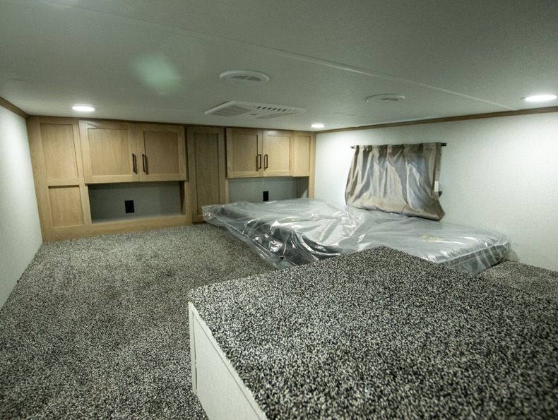 2026 Forest River Sandpiper Destination 422FKL - Image 25