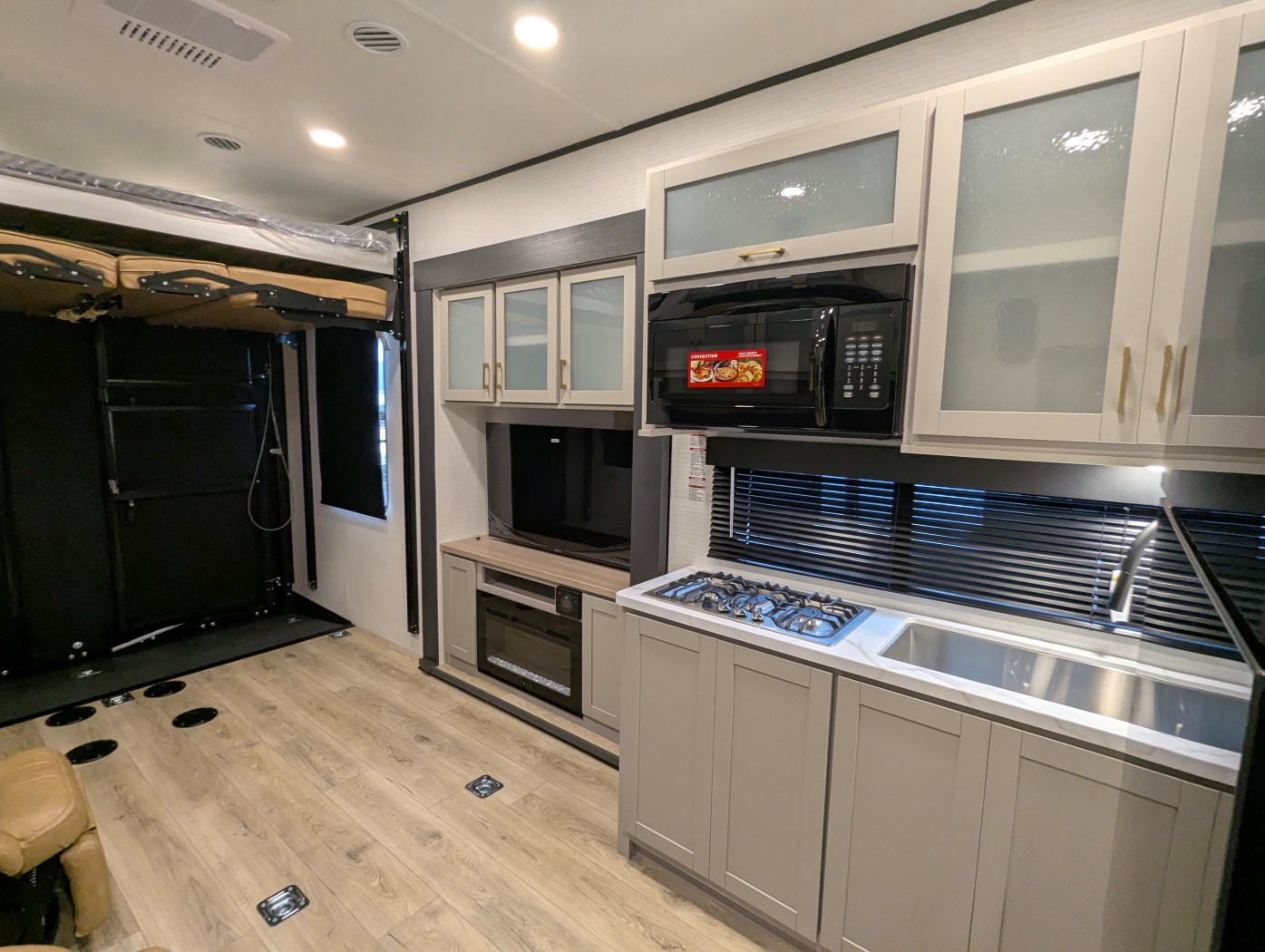 2026 Forest River Stealth 2800 - Image 16