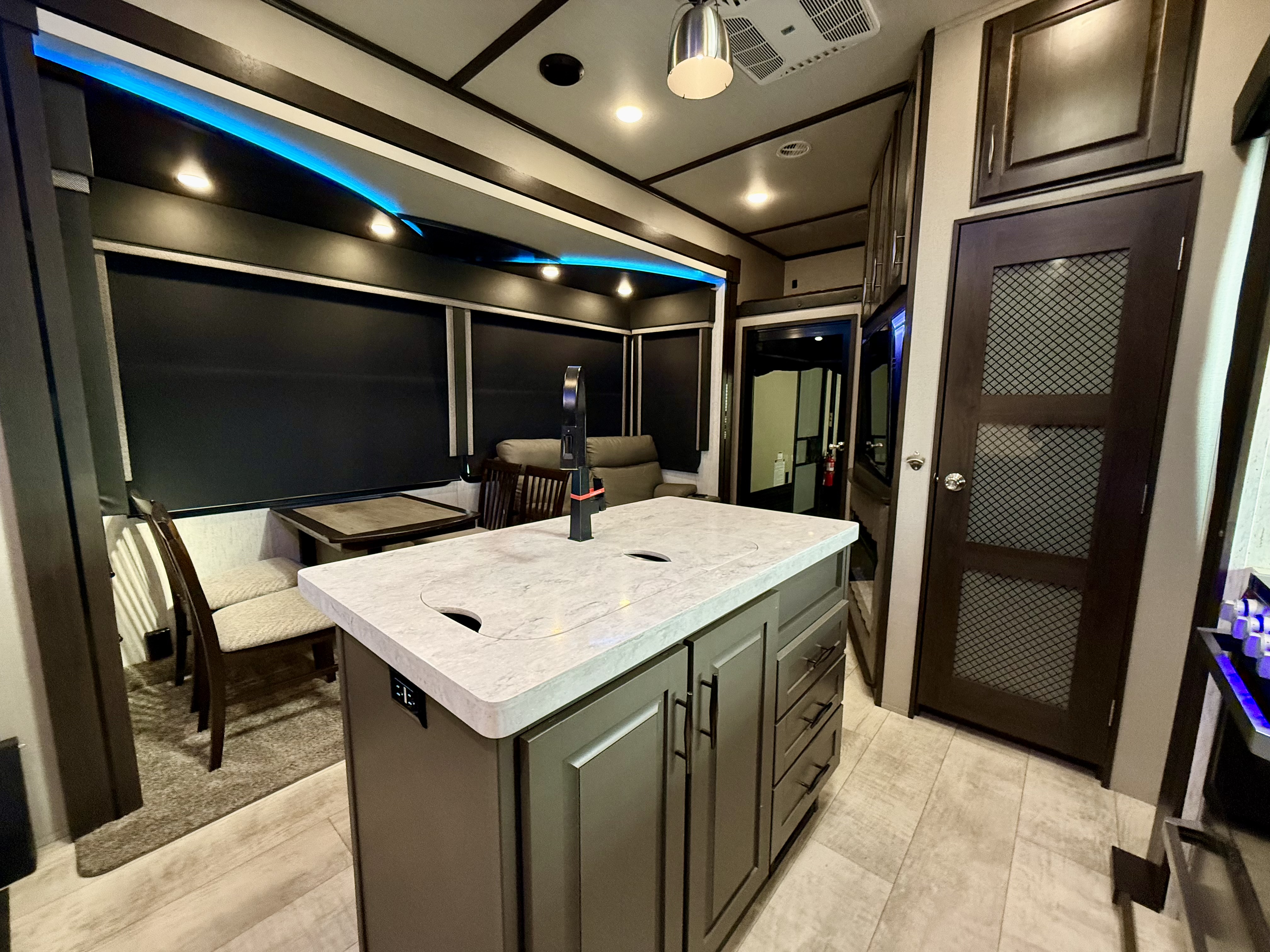 2020 Grand Design Momentum 397TH - Image 8