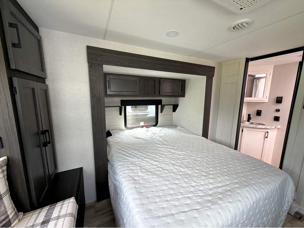 2026 VENTURE RV STRATUS 262VFK - Image 29