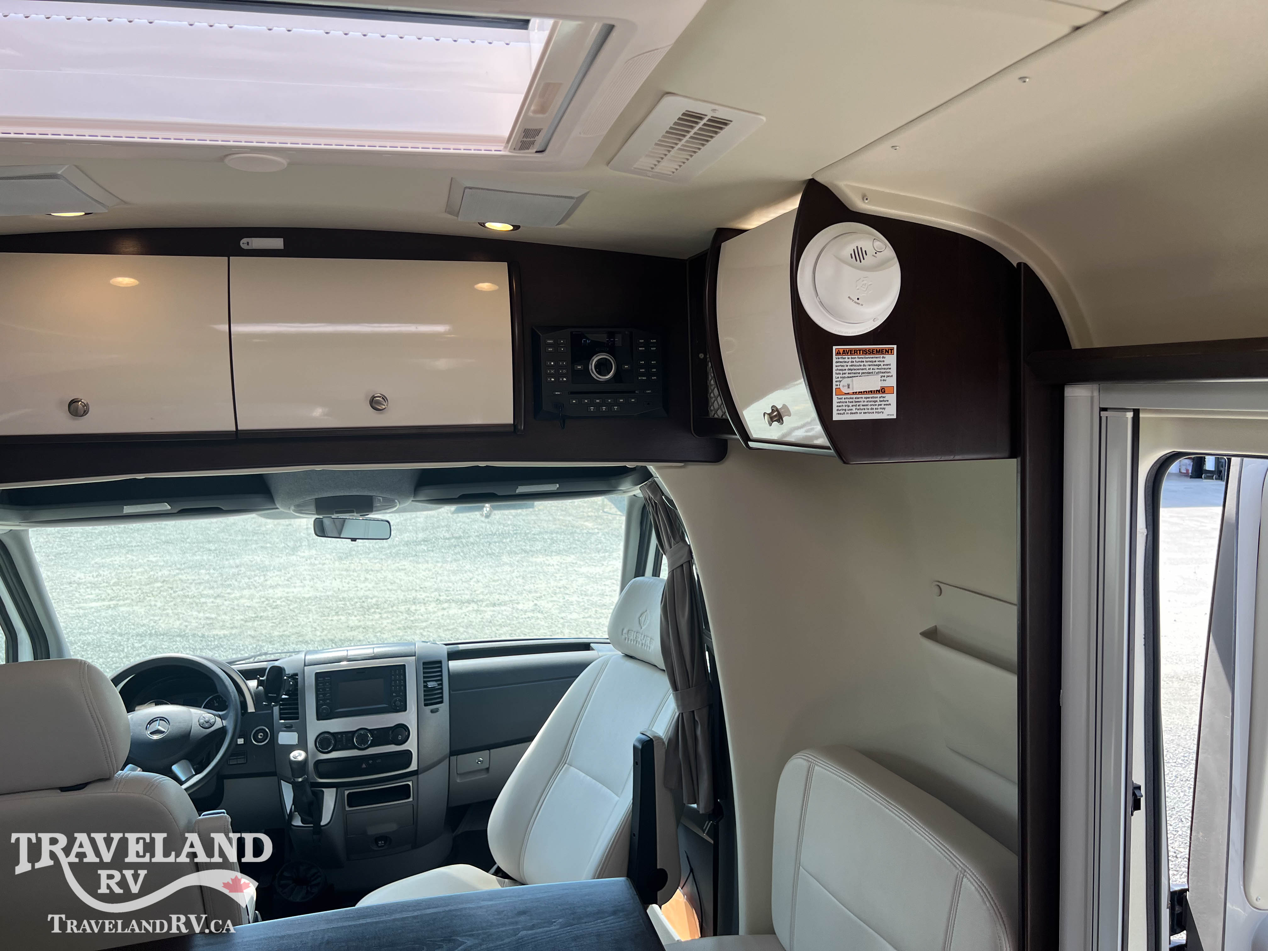 2015 Leisure Travel SERENITY S24CB - Image 11