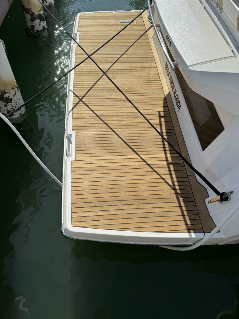 2018 Prestige 460 - Image 37