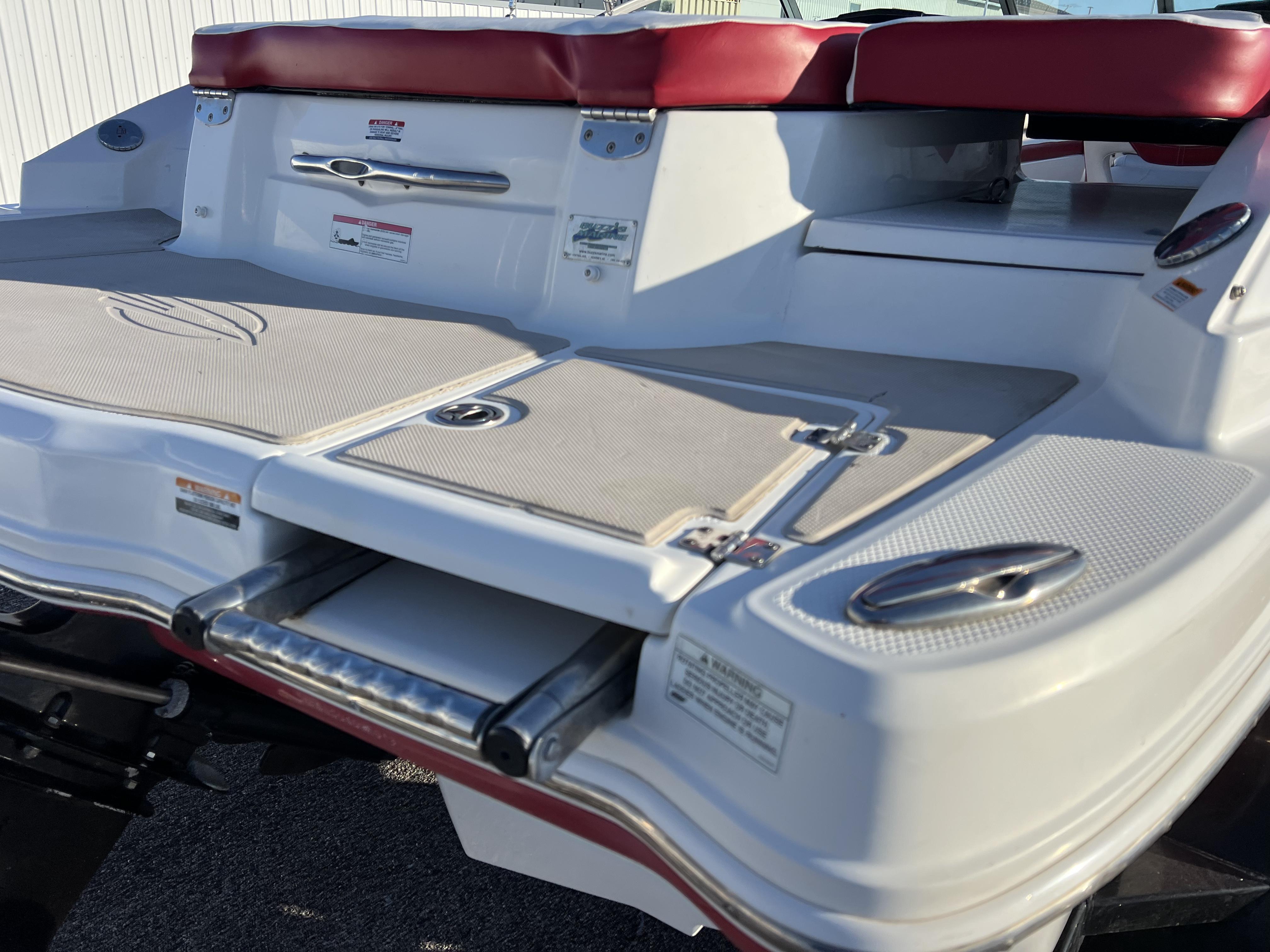 2010 CHAPARRAL 216 - Image 9