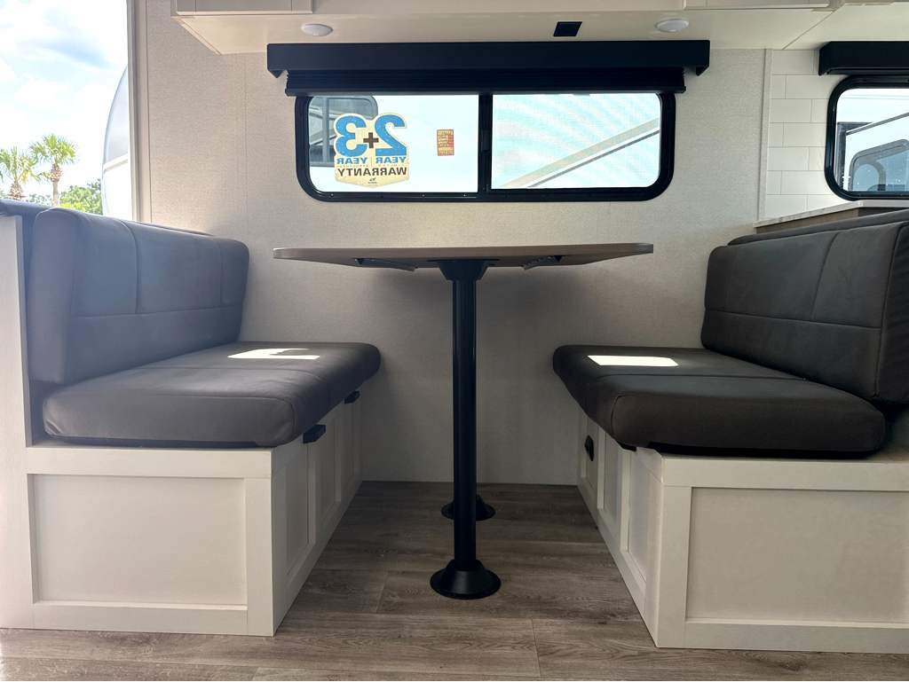 2027 JAYCO EAGLE SLE 24MLE - Image 14
