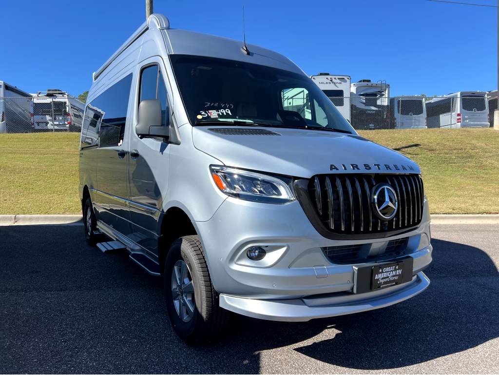 2026 Airstream Interstate 19 SE - Image 1