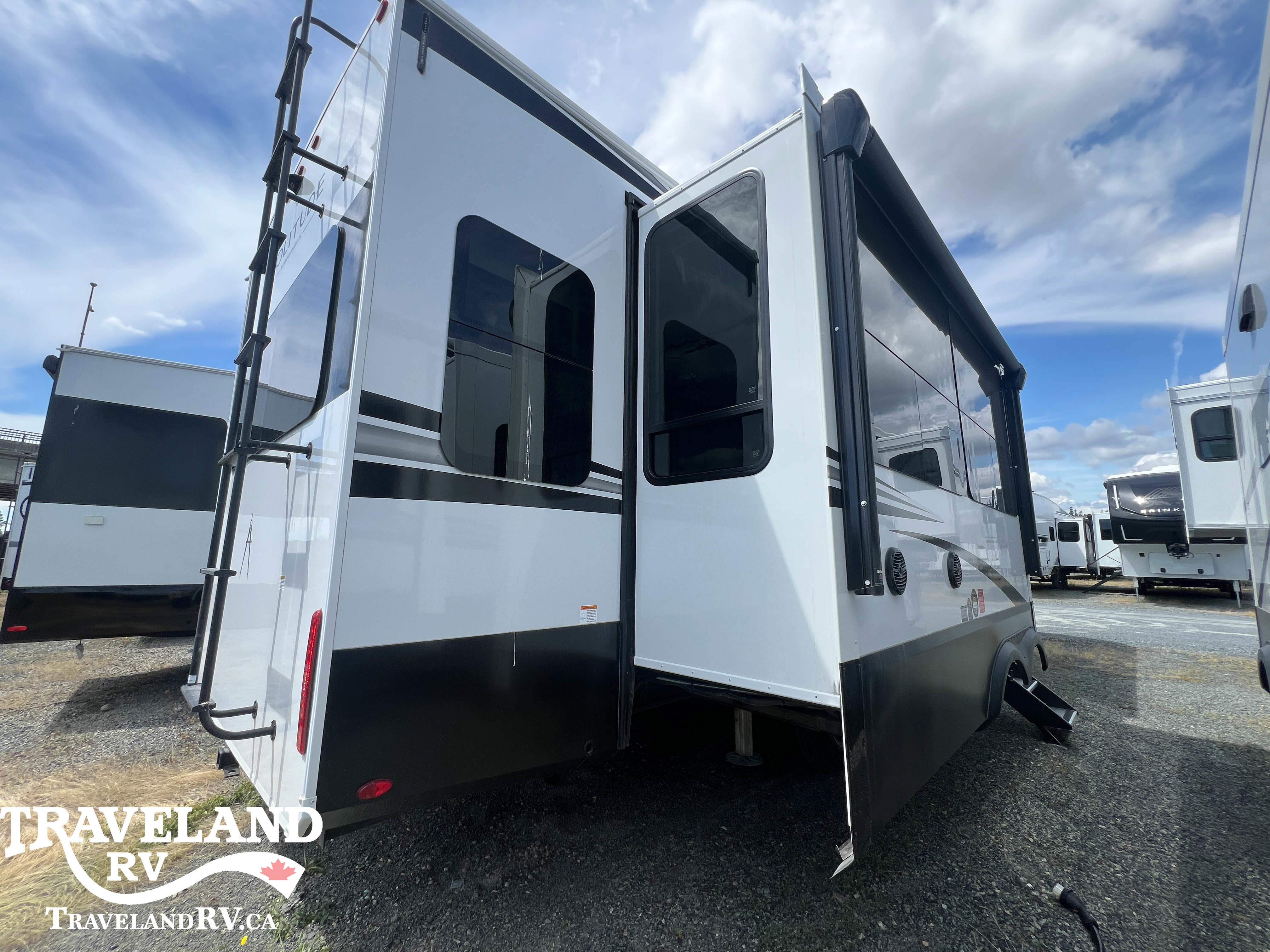 2025 Grand Design Solitude 310GK - Image 3