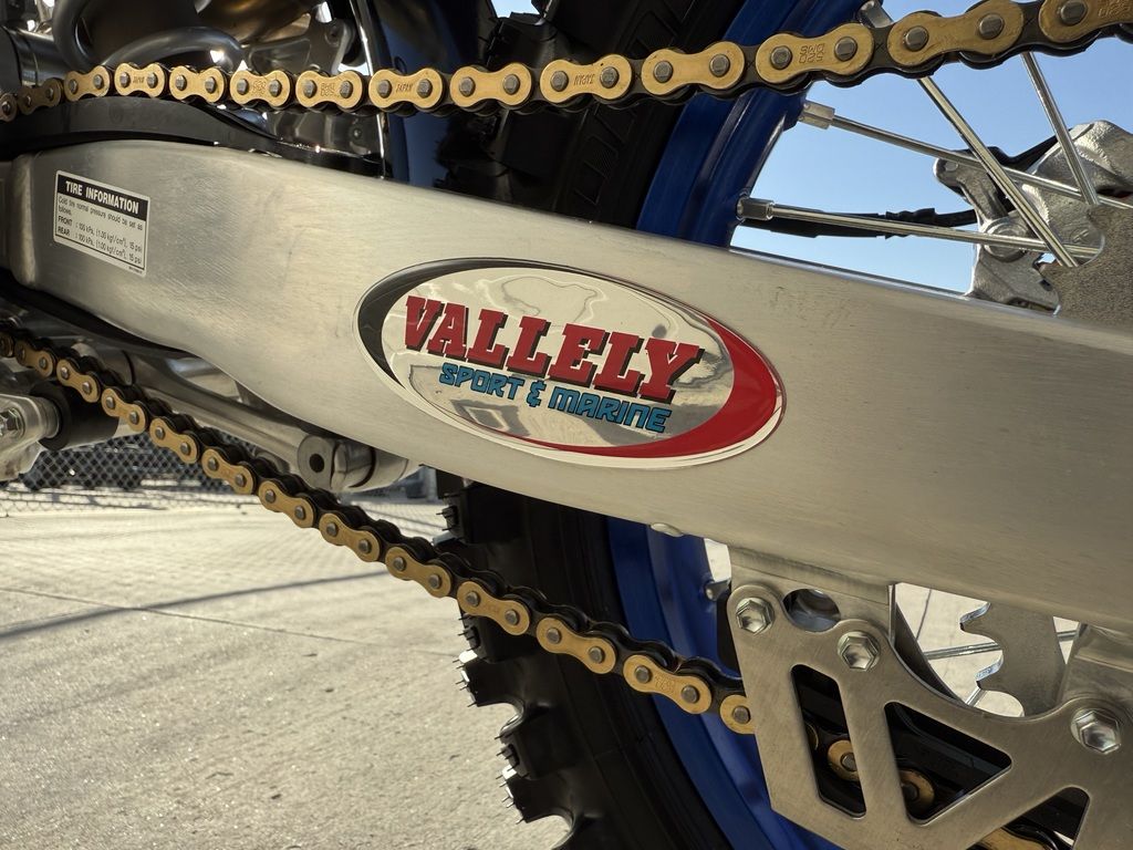 2026 Yamaha YZ450F Team Yamaha Blue - Image 24