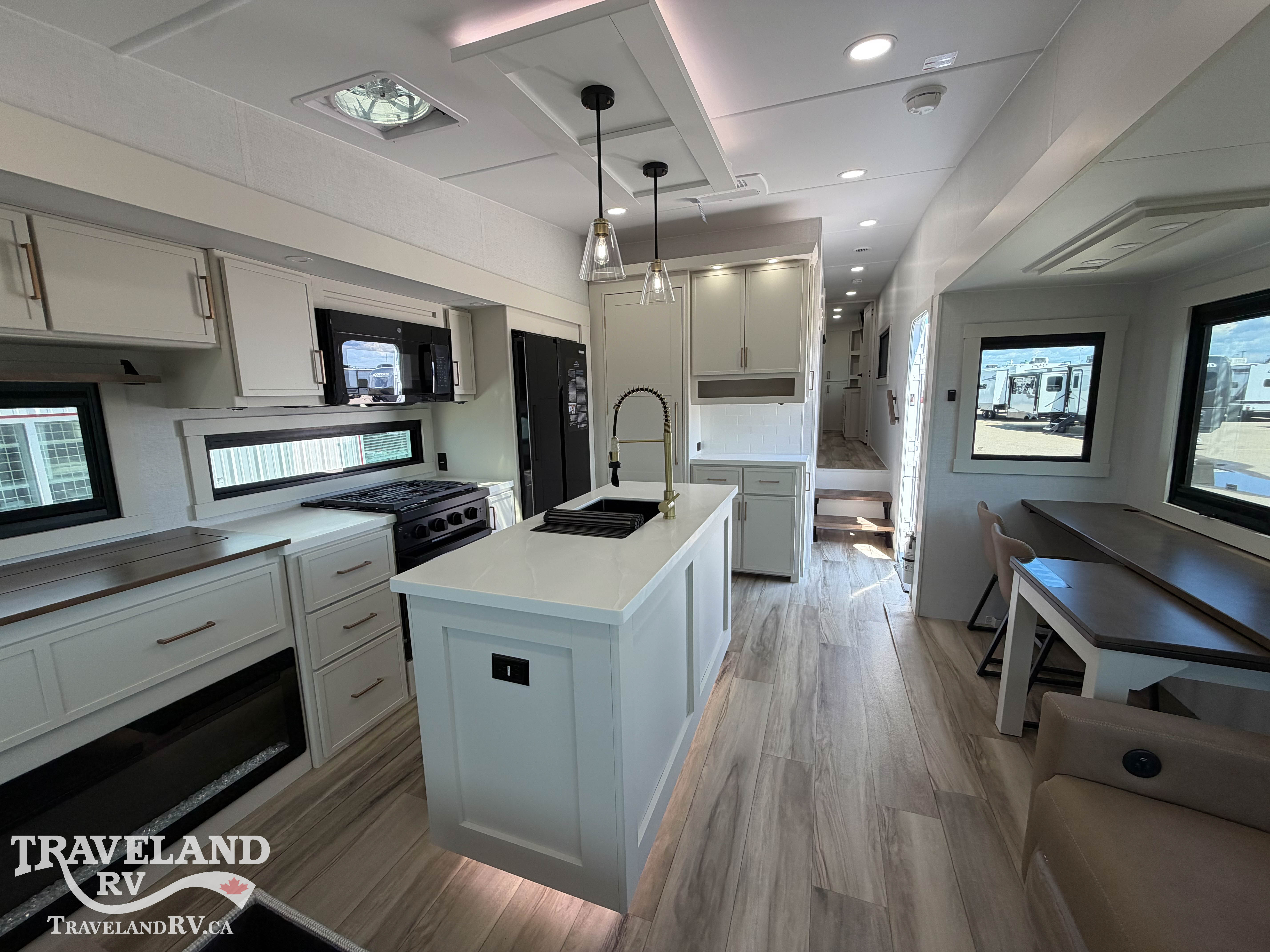 2027 Brinkley RV Model Z 3610 - Image 4