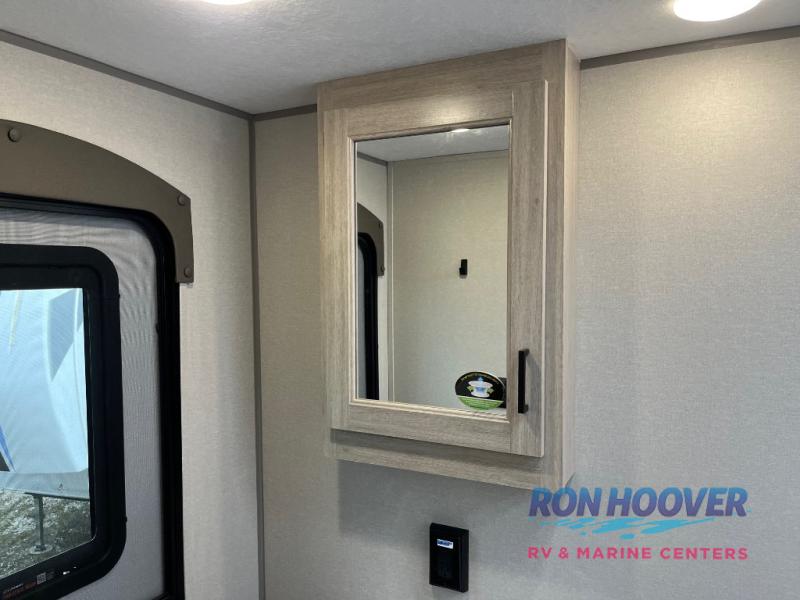 2026 COACHMEN CATALINA 333DBDSCKLE - Image 20