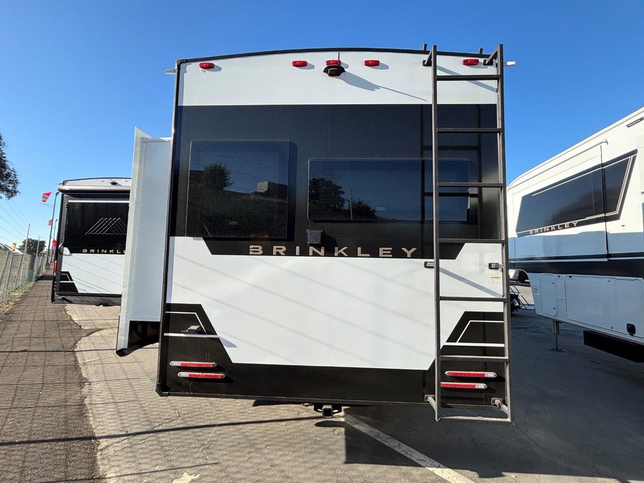 2027 Brinkley RV Model Z 2680 - Image 4